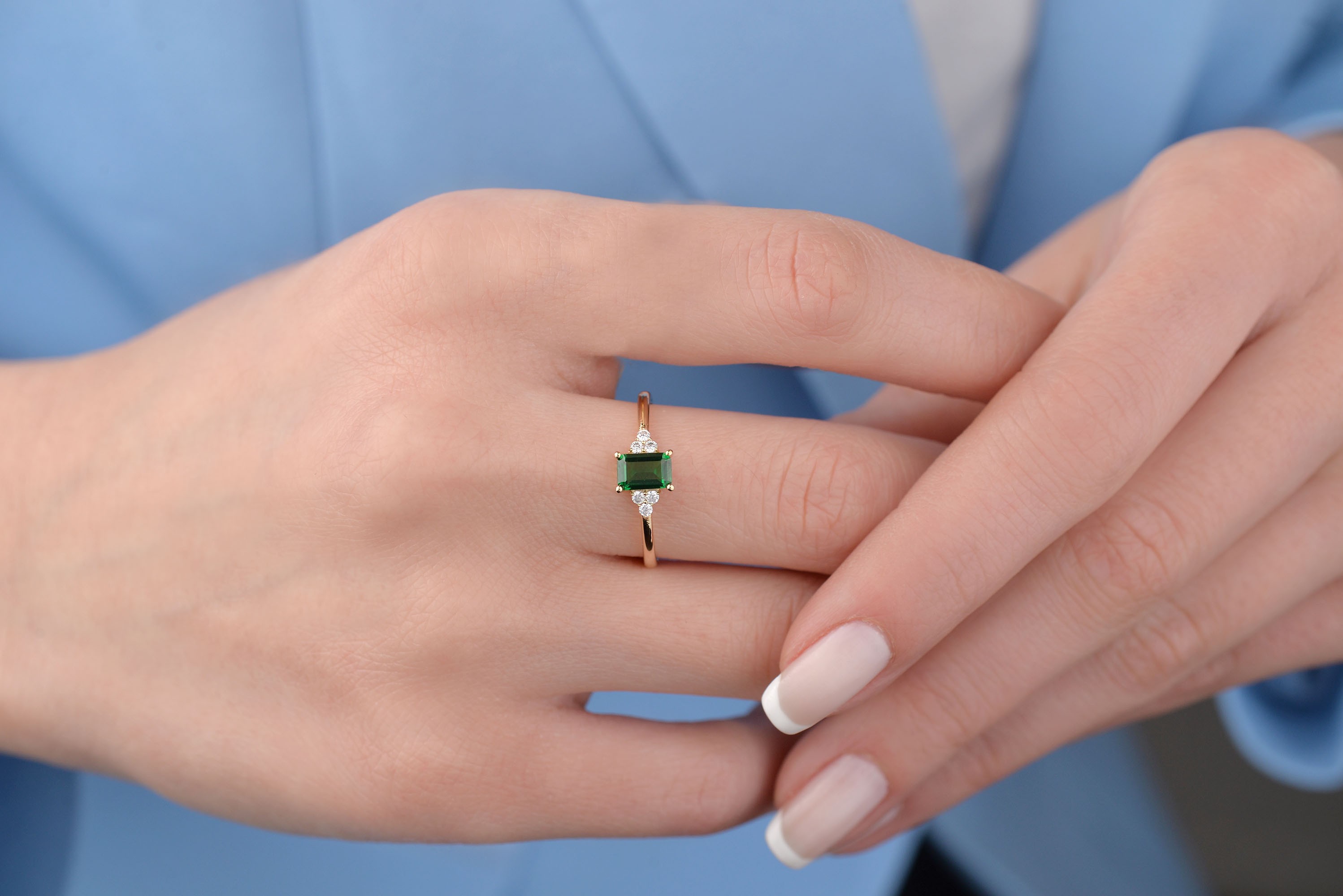 Emerald Cut Kadın 14 Ayar Altın Yüzük, Yeşil Taşlı Zarif Kadın Yüzüğü