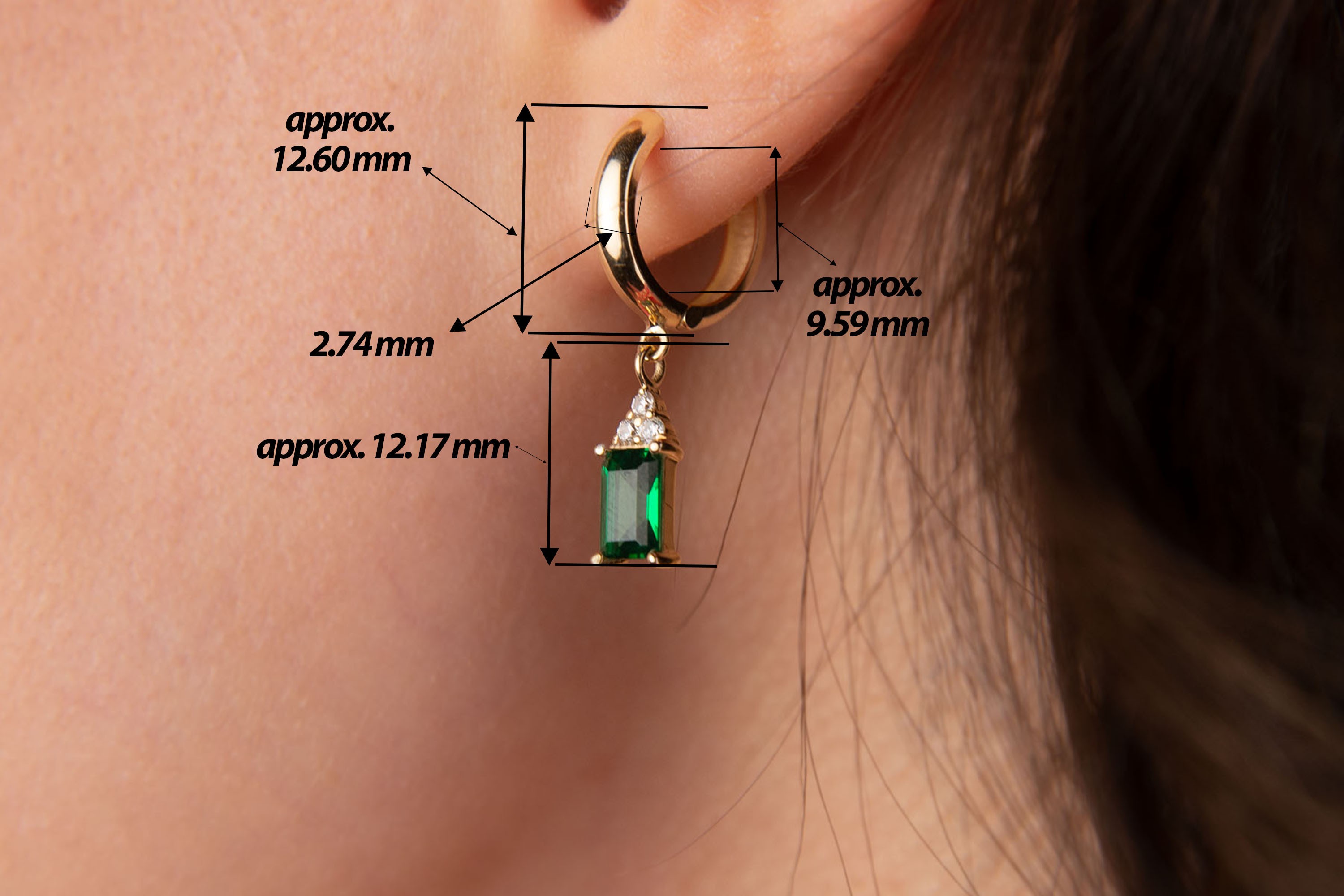 Emerald Cut Kadın Yeşil Taşlı Zarif Halka Küpe