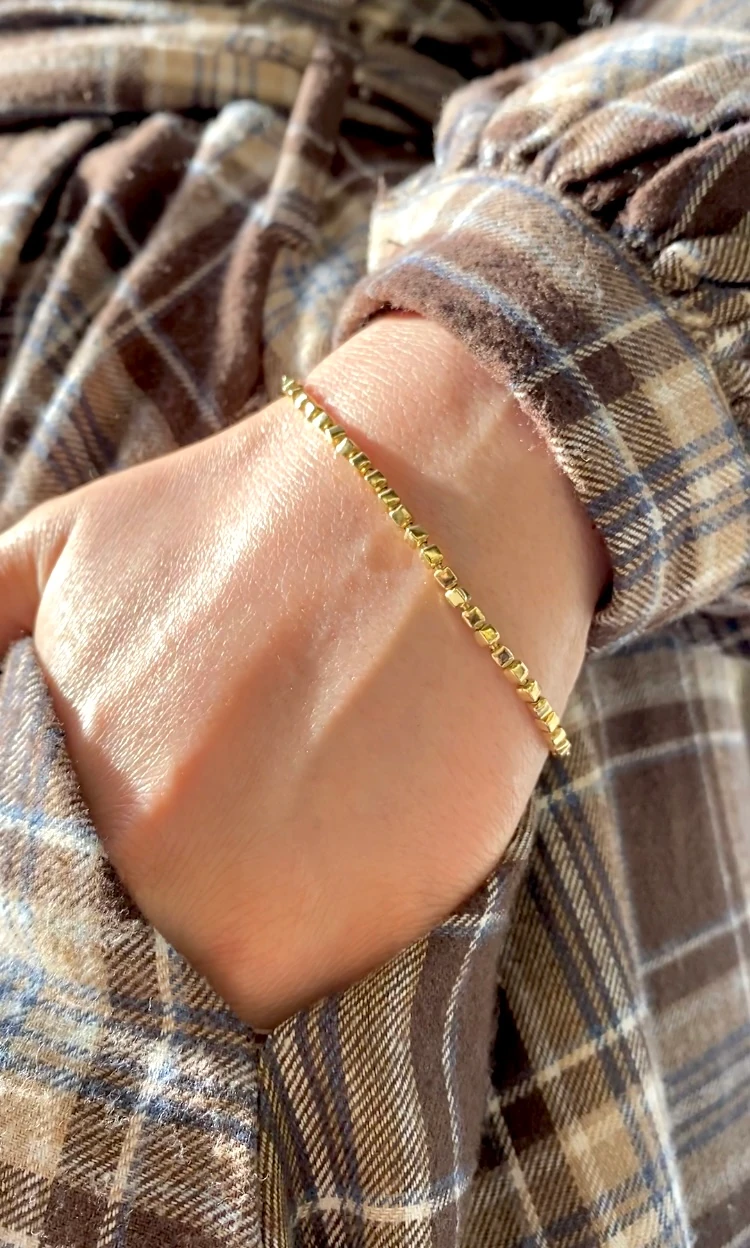 14 Ayar Altın Mimimal Küp Bileklik