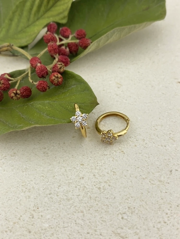 14 Ayar Altın Çiçek Halka Küpe