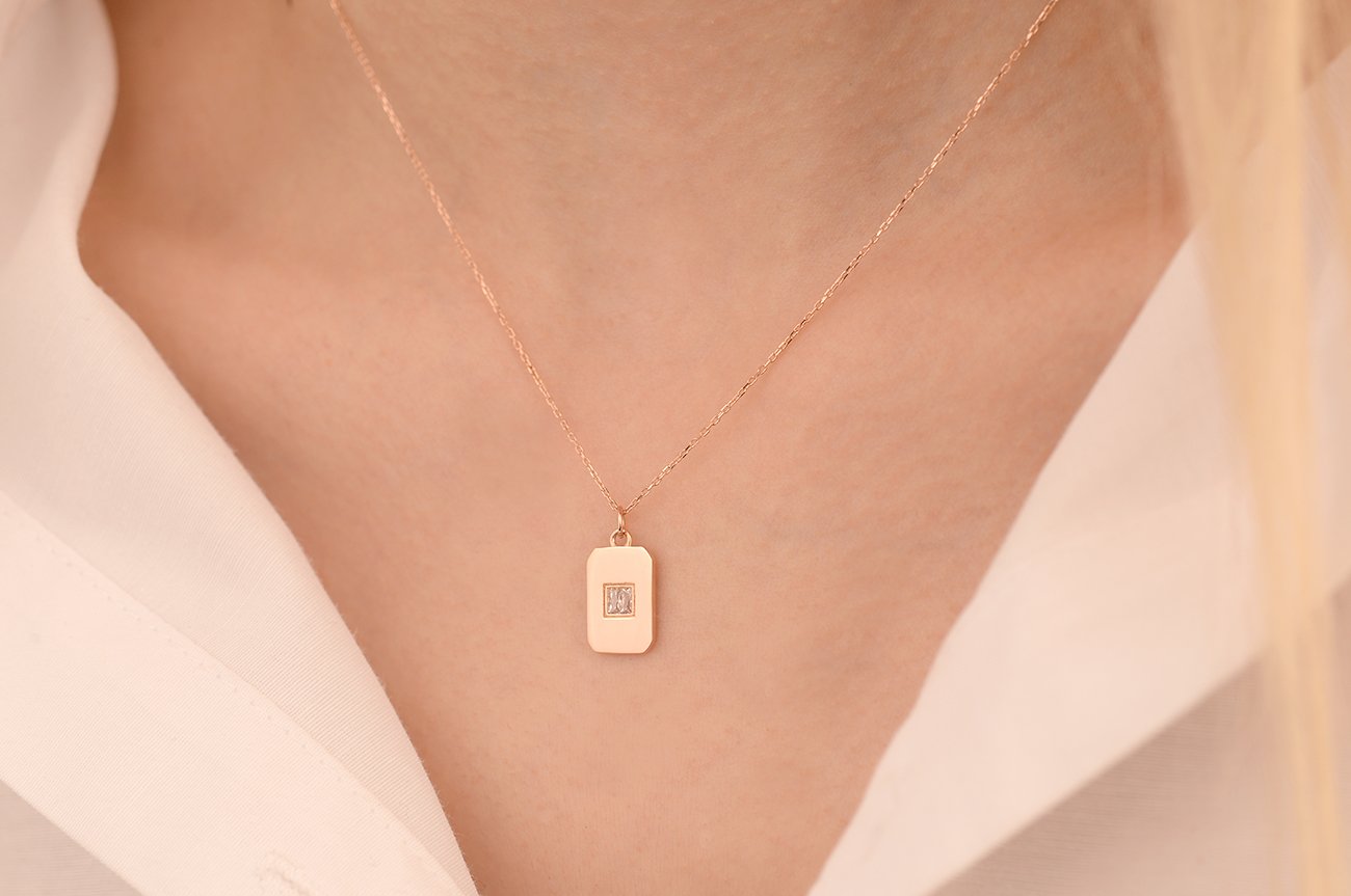 Çerçeve Minimal Kolye