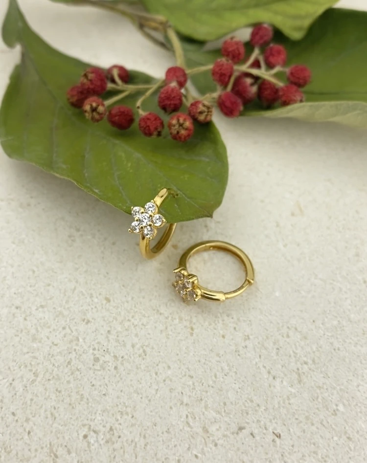 14 Ayar Altın Çiçek Halka Küpe