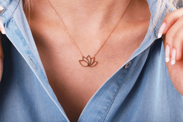 14 Ayar Lotus kolye