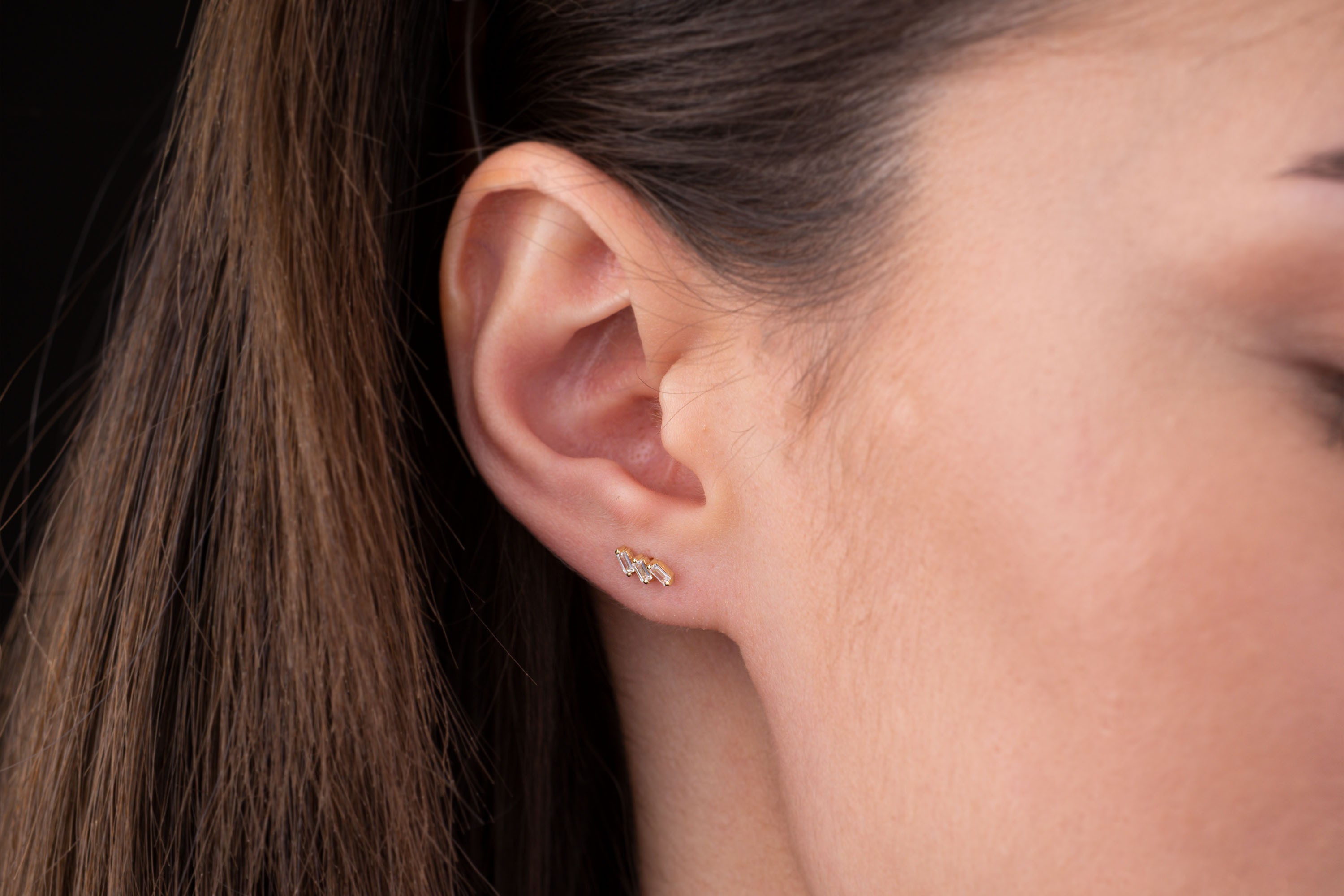 Domino Taşları Tragus Piercing Kıkırdak