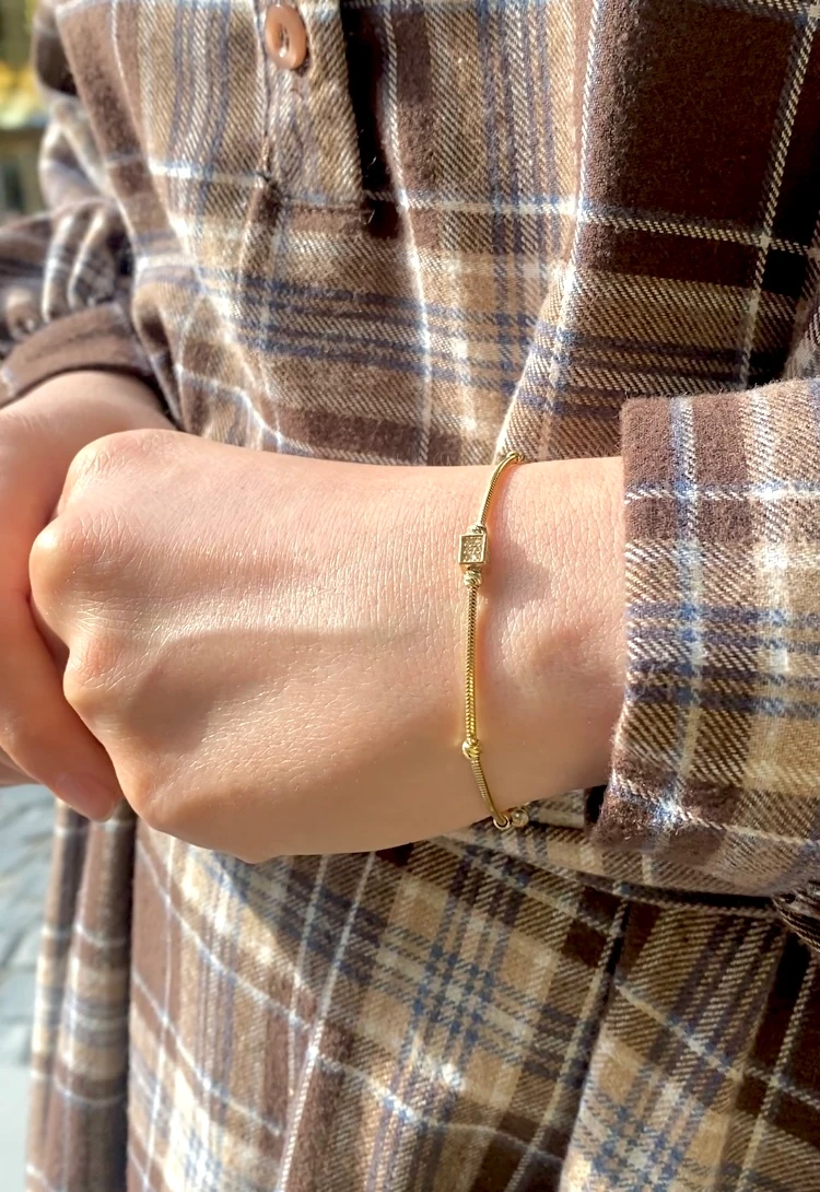 14 Ayar Altın Dorika Toplu Taşlı Bileklik