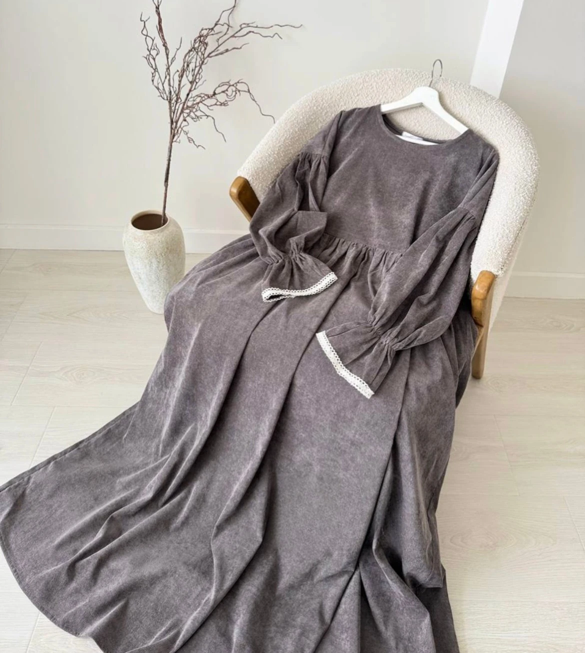 0028 kolu dantelli elbise - Gri