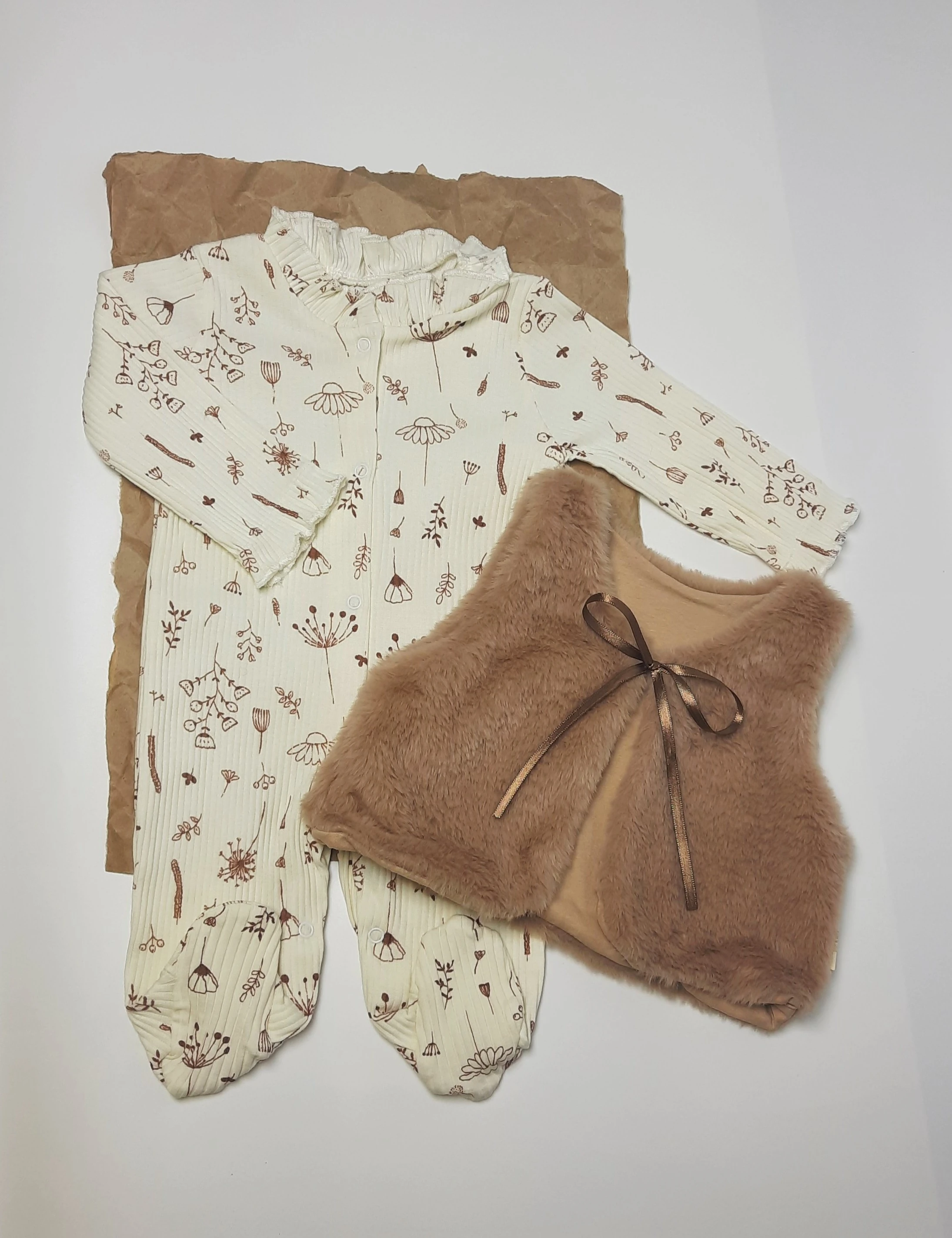 Karahindiba Yelekli Tulum