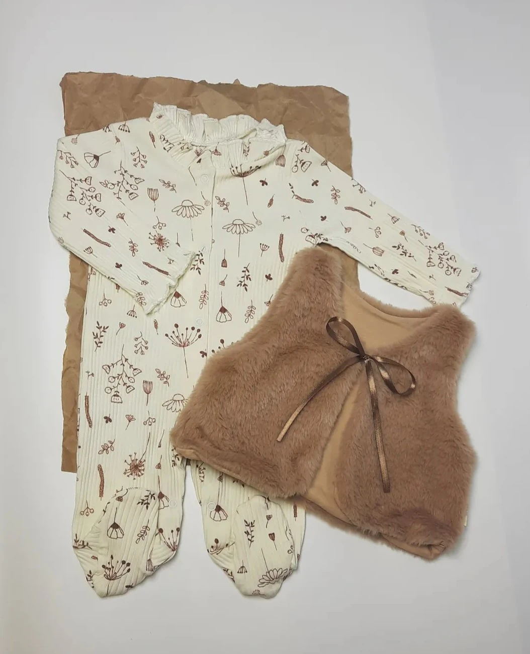 Karahindiba Yelekli Tulum