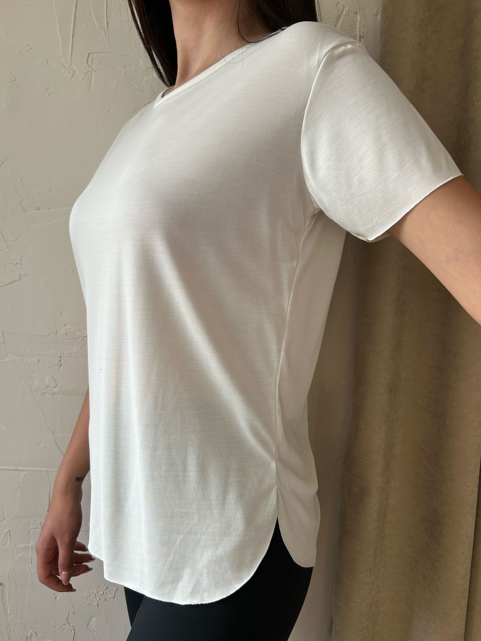 Oysho Model Basic T-Shirt