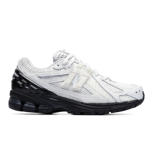  New Balance 1906R Black Sneakers