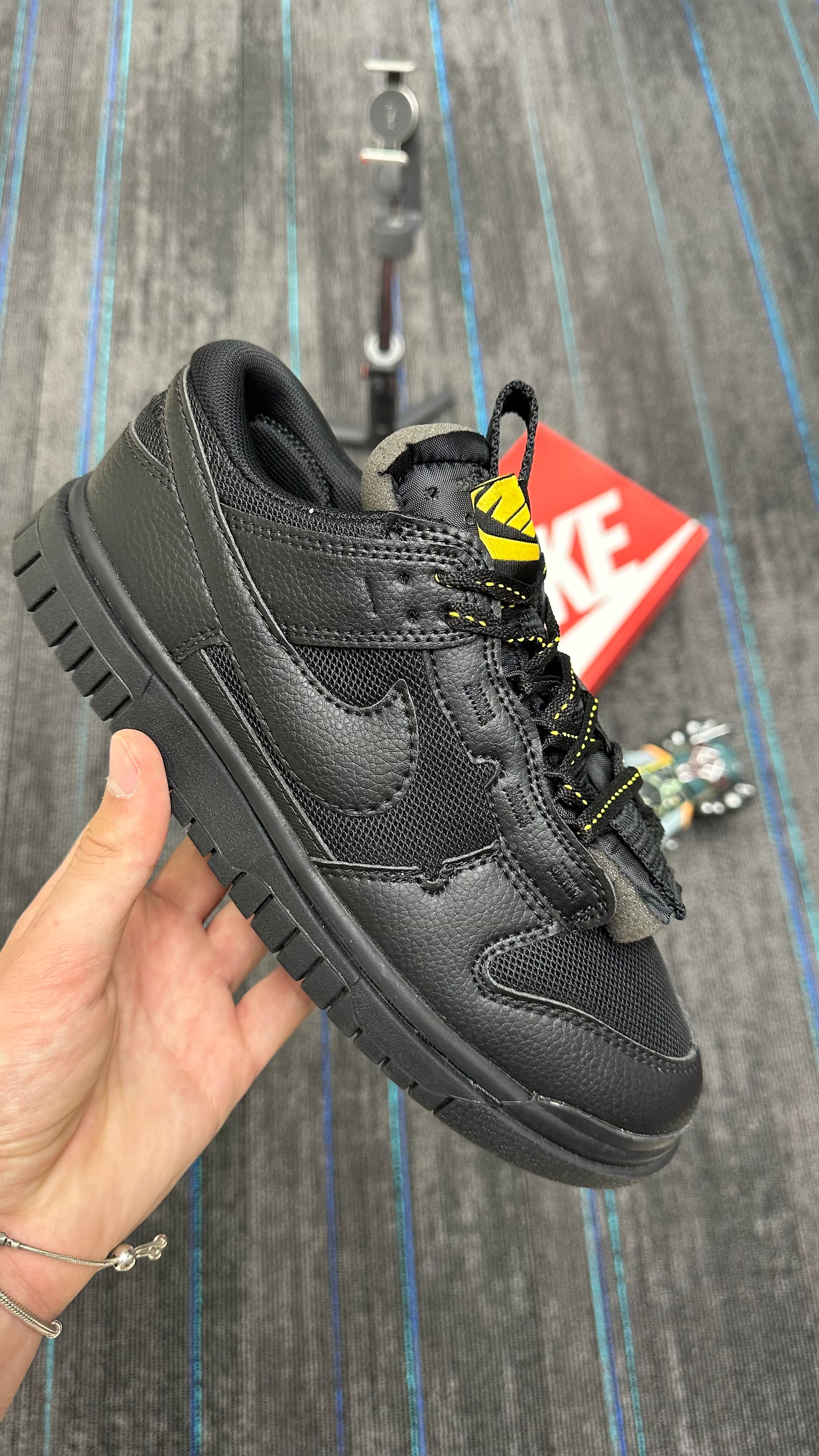 Nike Jumbo 