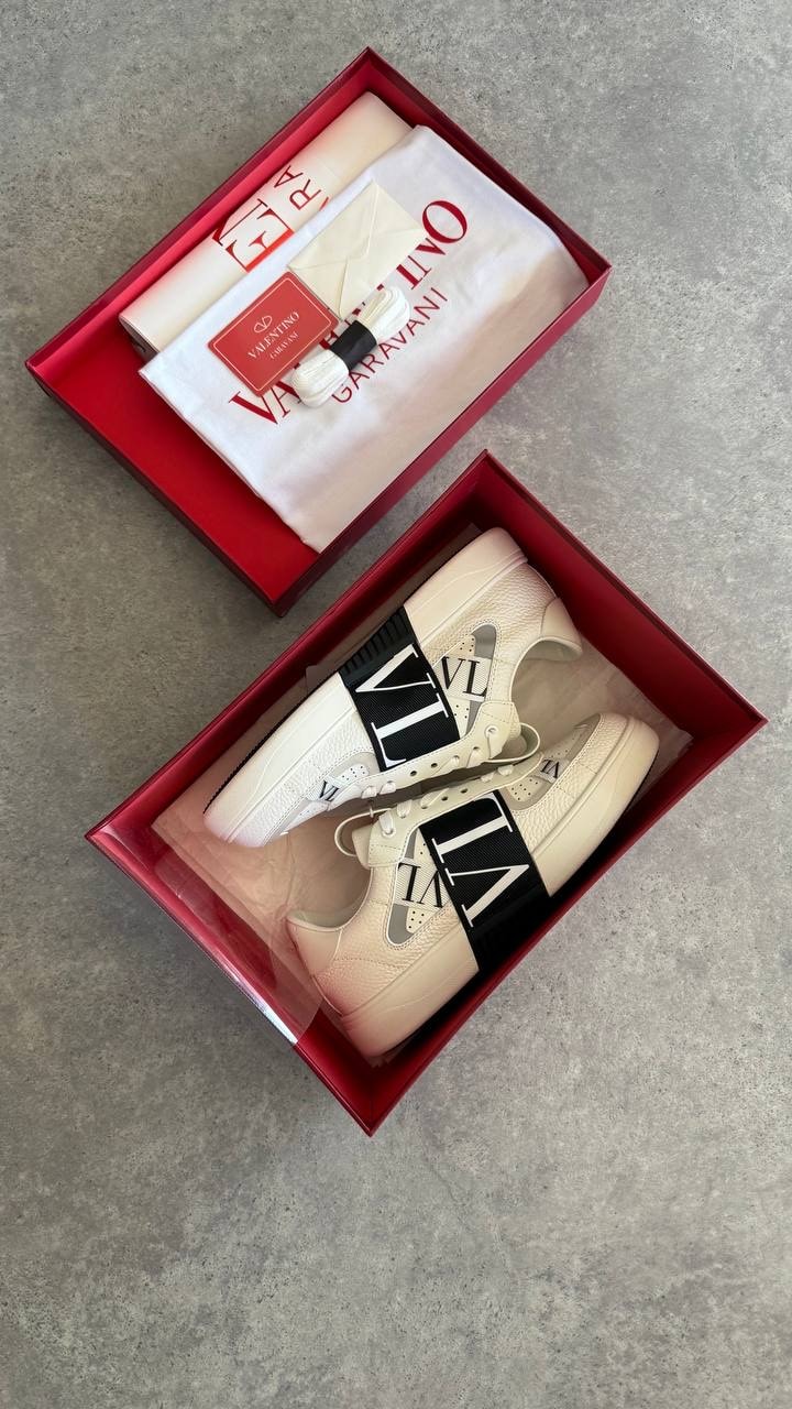 Valentino 