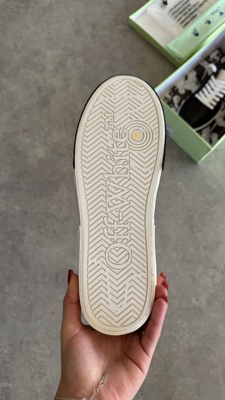 Off White 