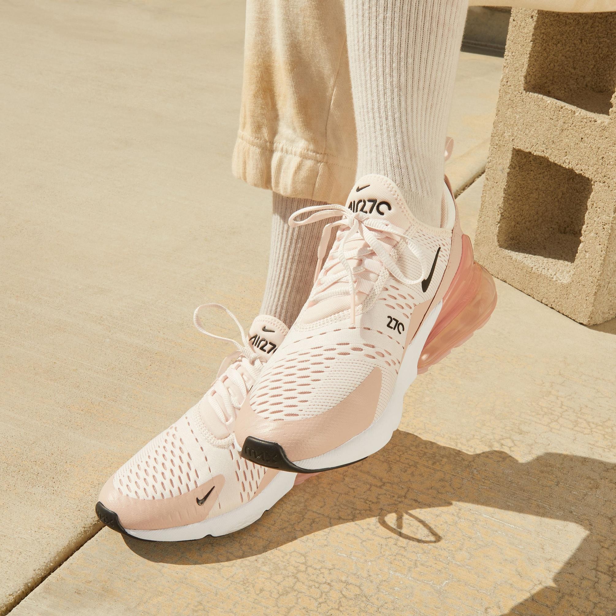 Nike Air Max 270