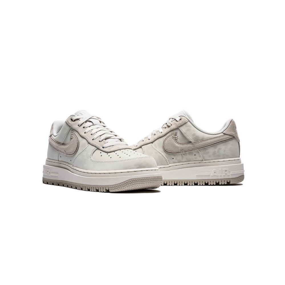 Air Force 1 Luxe “SUMMİT White”