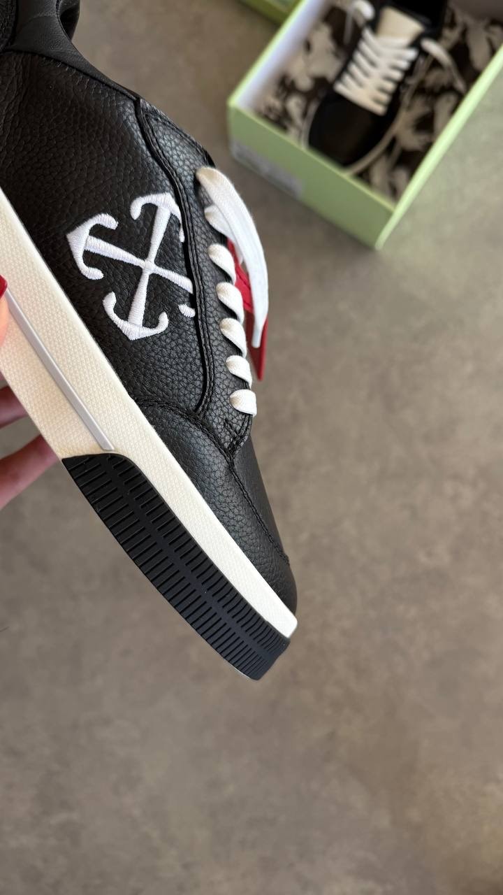 Off White 