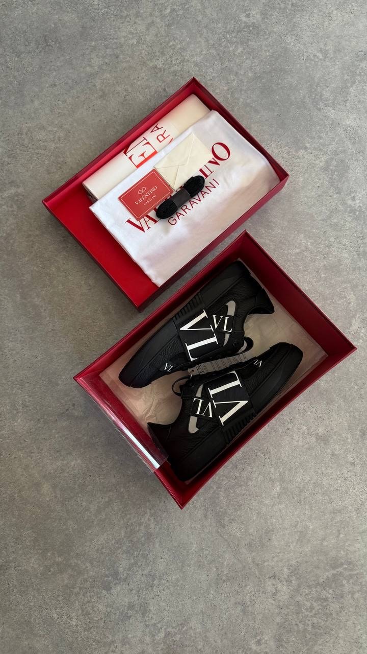 Valentino 