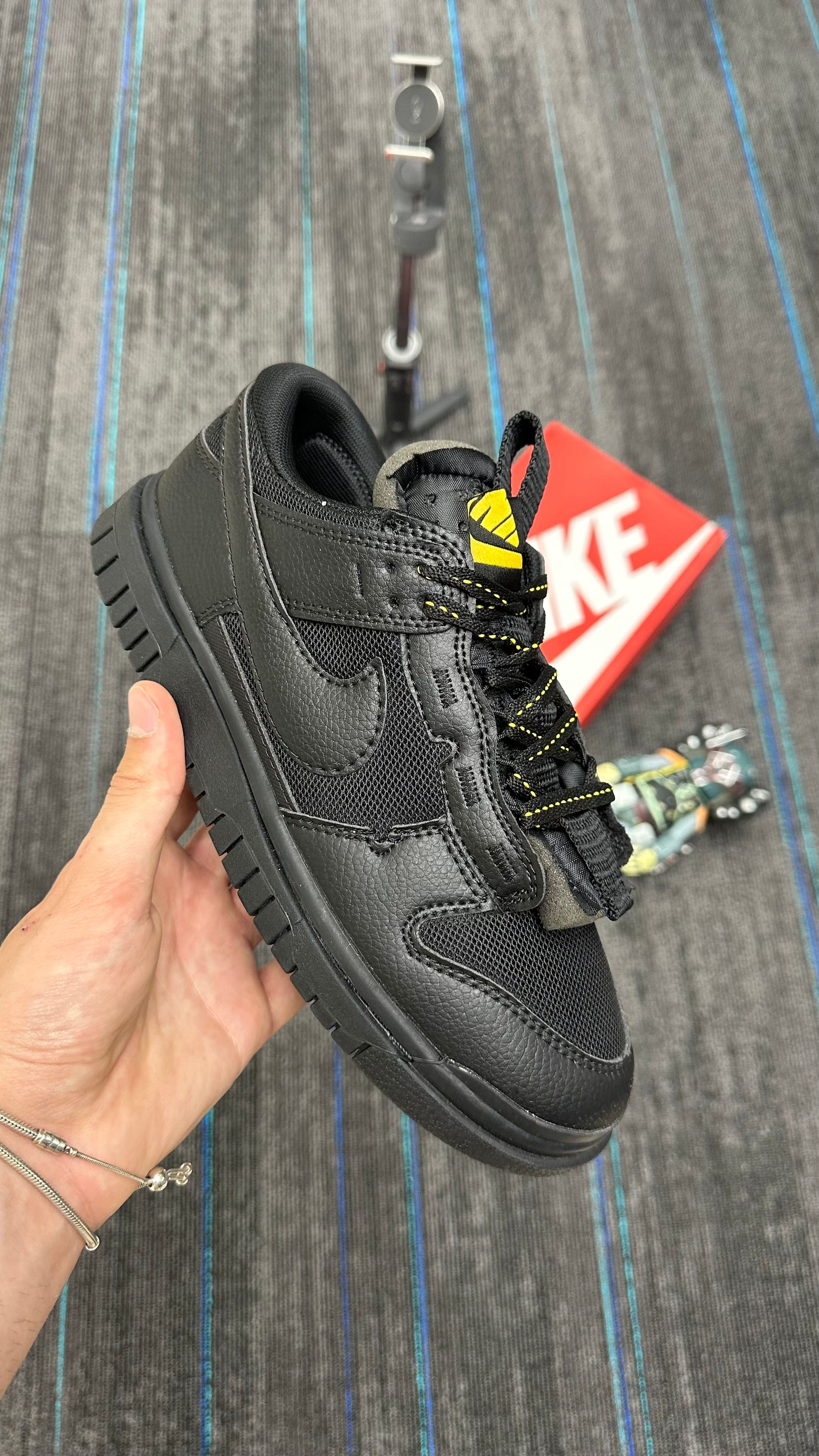 Nike Jumbo 