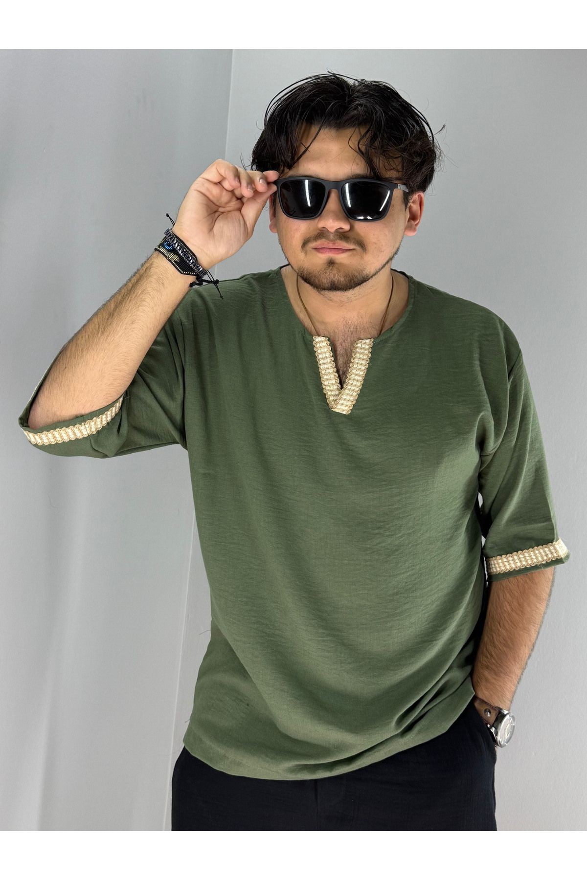 Müsli Hasır Yaka ve Cep Detaylı T-Shirt (Haki)