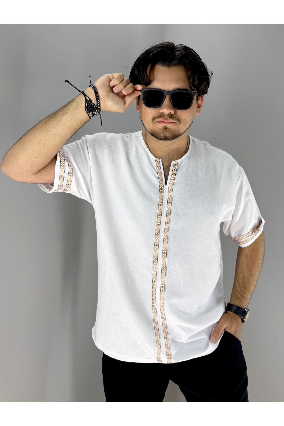 Armut Yaka Pat ve Kol Etnik Detaylı Keten T-Shirt (Beyaz)