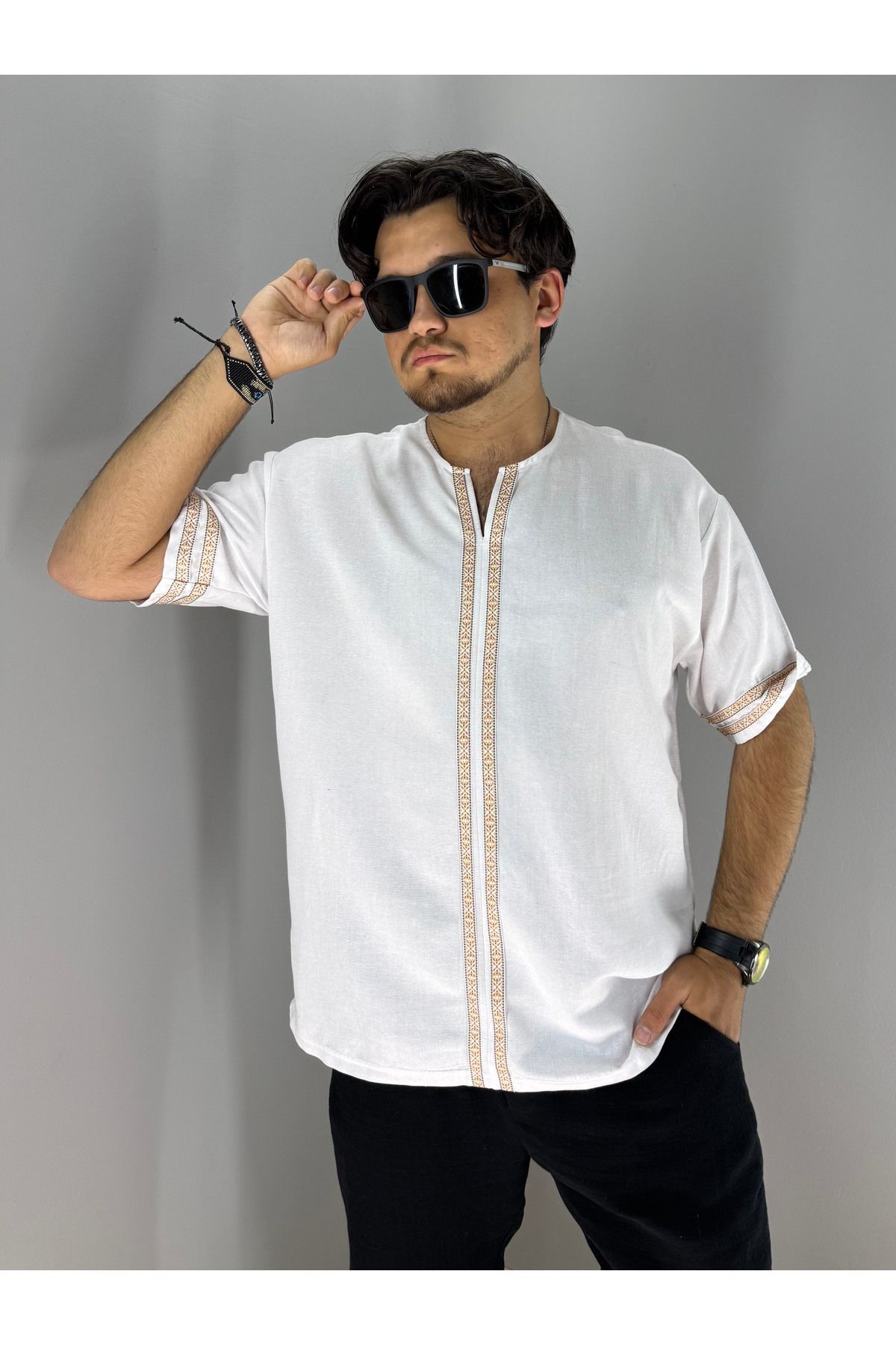 Armut Yaka Pat ve Kol Etnik Detaylı Keten T-Shirt (Beyaz)