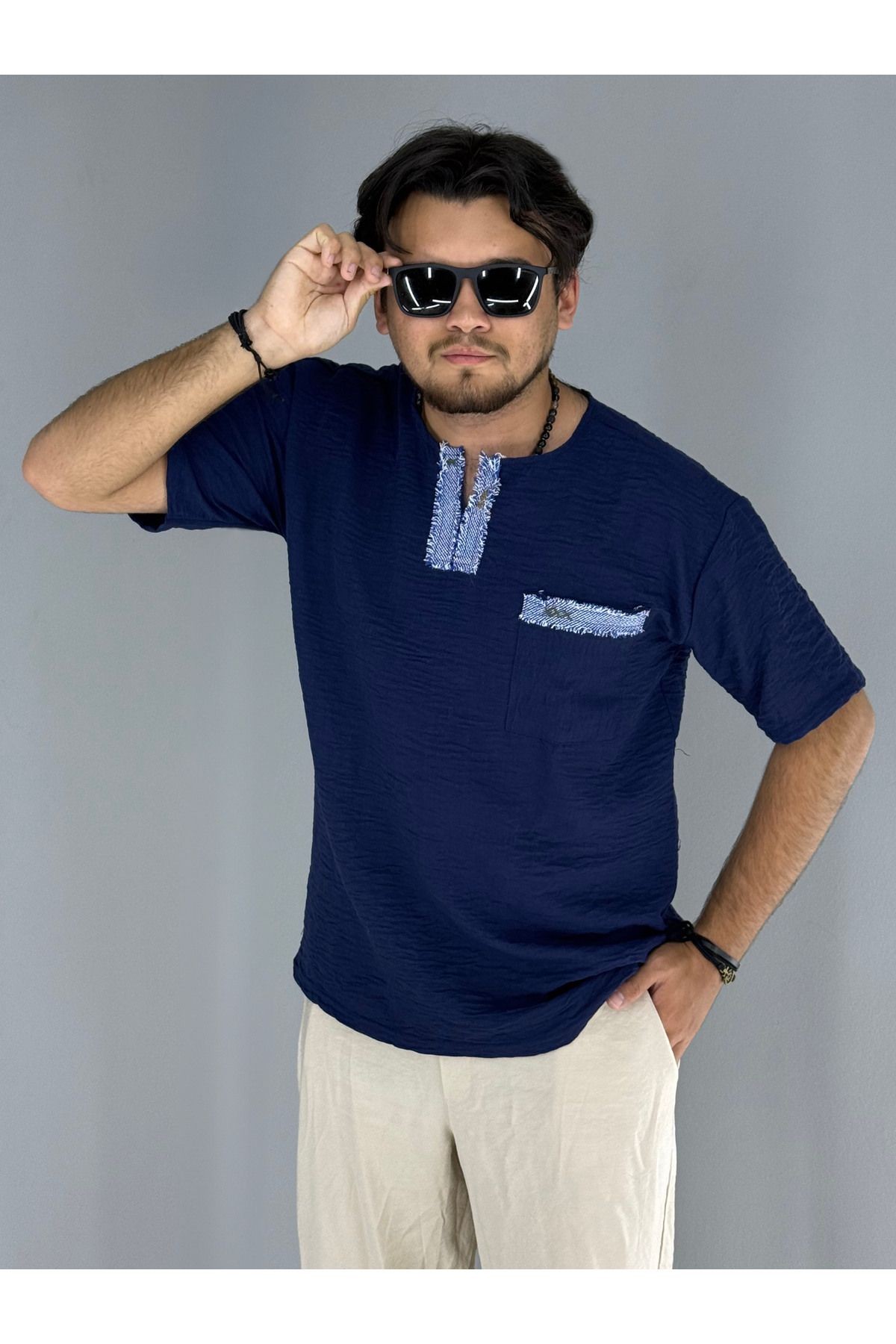 El Işi Yaka Ve Cep Pis Dikiş Oversize T-shirt (LACİVERT)