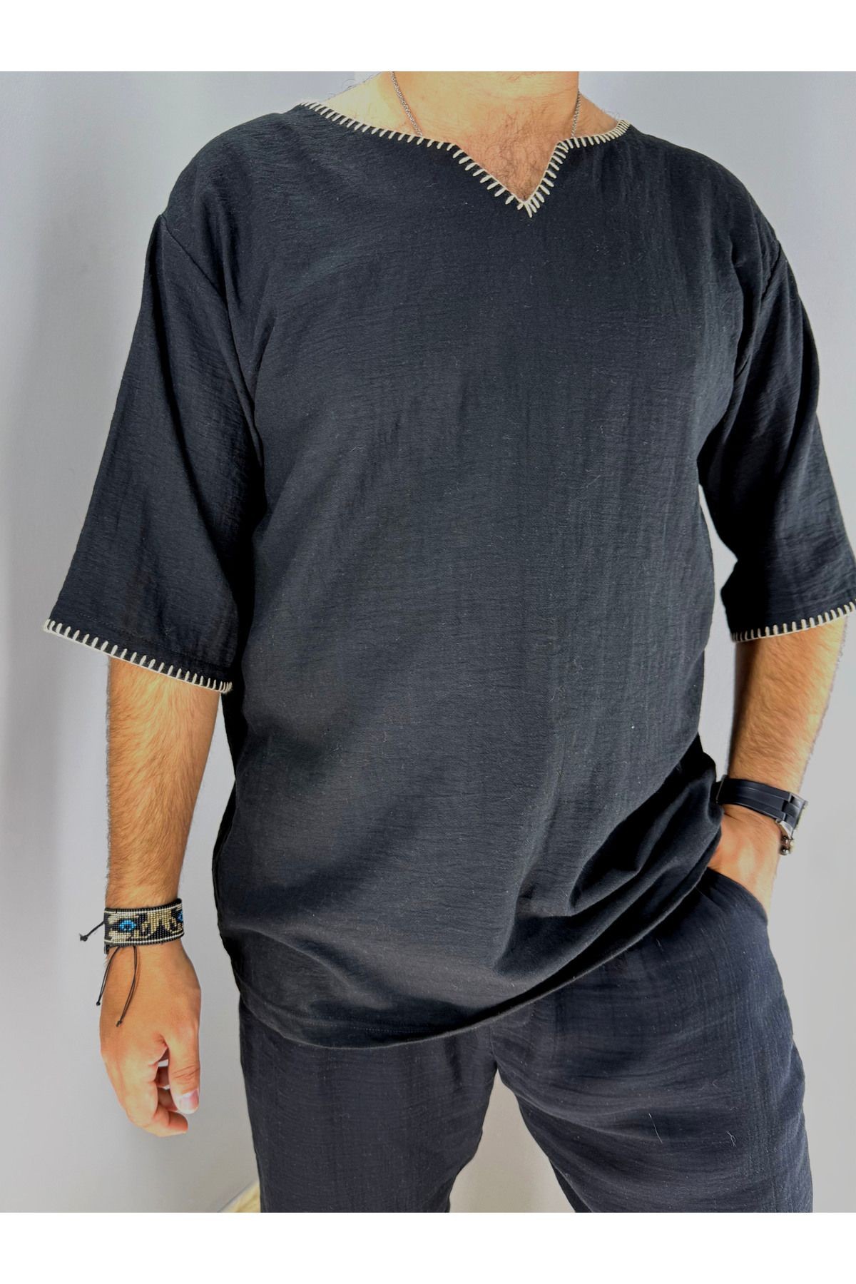 El İşi Kroşata Armut Yaka ve Kol Detaylı Oversize T-Shirt (Siyah)