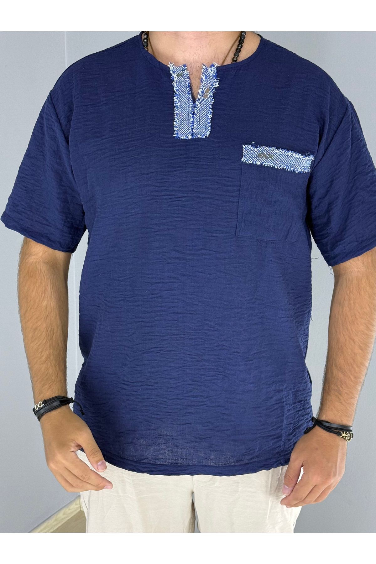 El Işi Yaka Ve Cep Pis Dikiş Oversize T-shirt (LACİVERT)