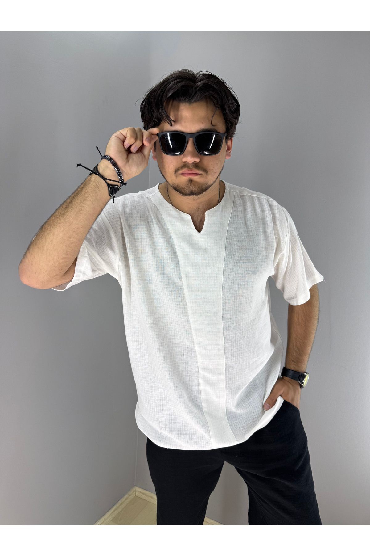 Armut Yaka Keten T-Shirt (Beyaz)