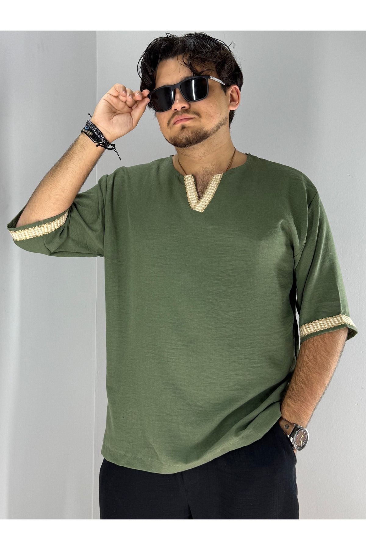 Müsli Hasır Yaka ve Cep Detaylı T-Shirt (Haki)