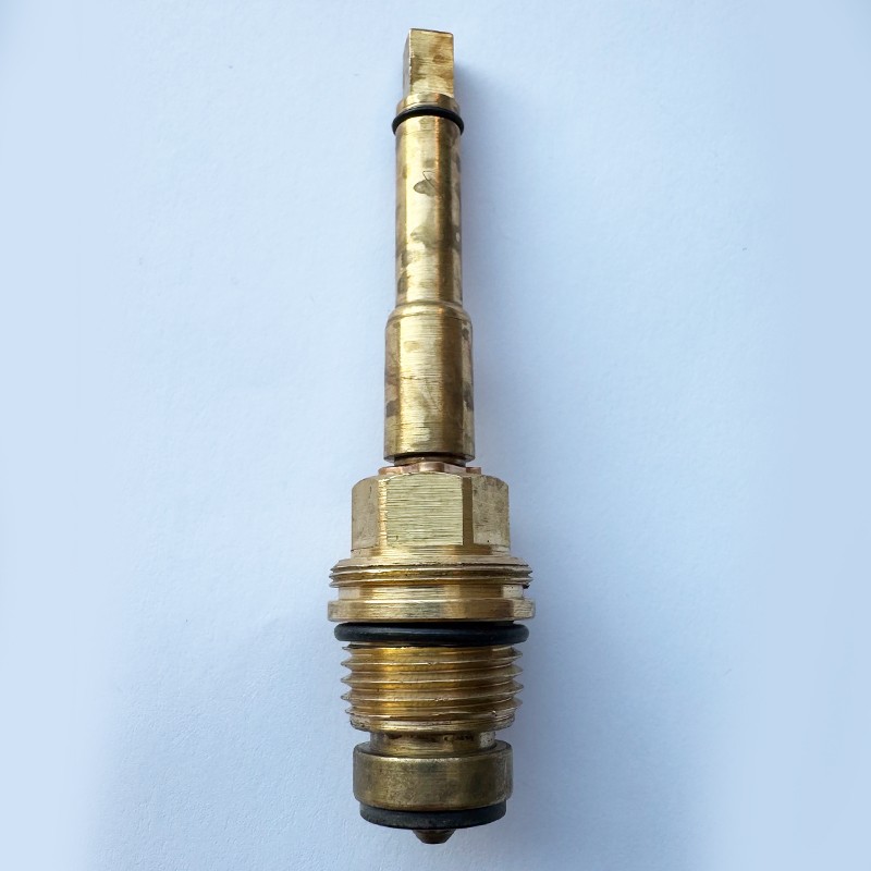ECA Salmastra Grubu - Ara Kesme Valfi (Mil Boyu: 6cm Volan: Kare) - 1/2
