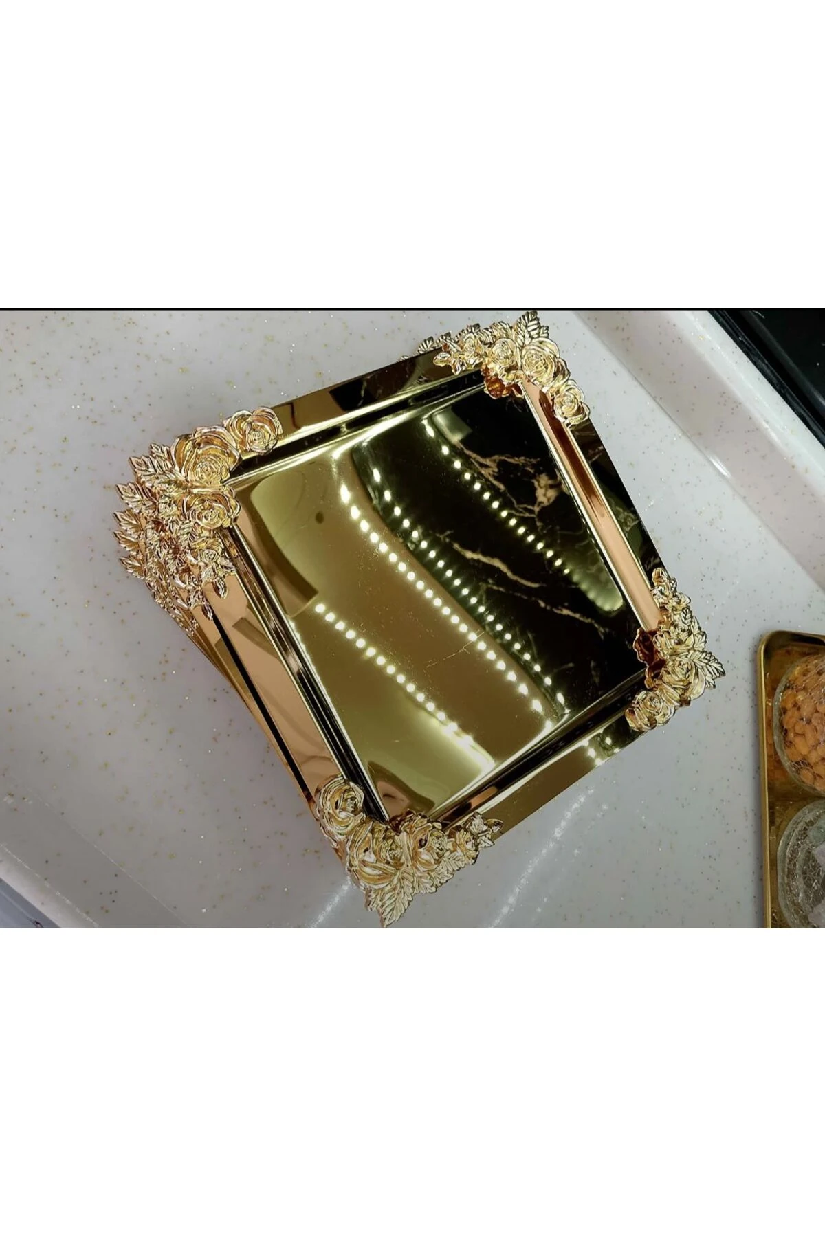 2'Li Kare Köşe Çiçekli Tek Taraflı Gold Kaplama Sunum Tepsisi