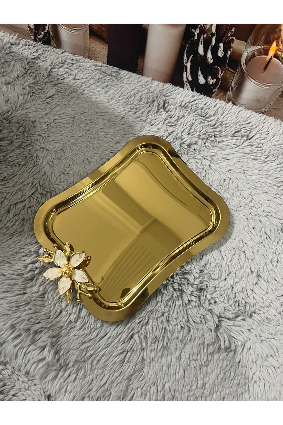 Paslanmaz Çelik Papatya Aksesuarlı İtalyan Büyük Dalgalı Servis Tepsisi 1 Adet