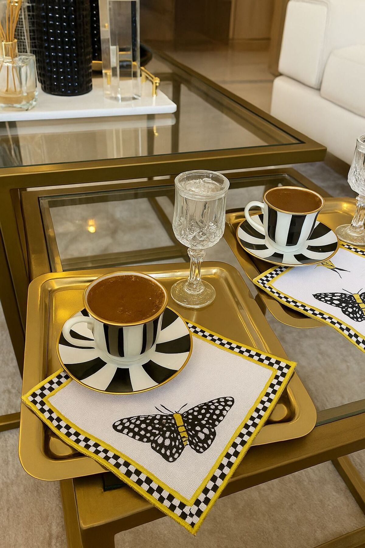 2'Li Gold Tek Taraflı Düz Kare Sunum Tepsisi