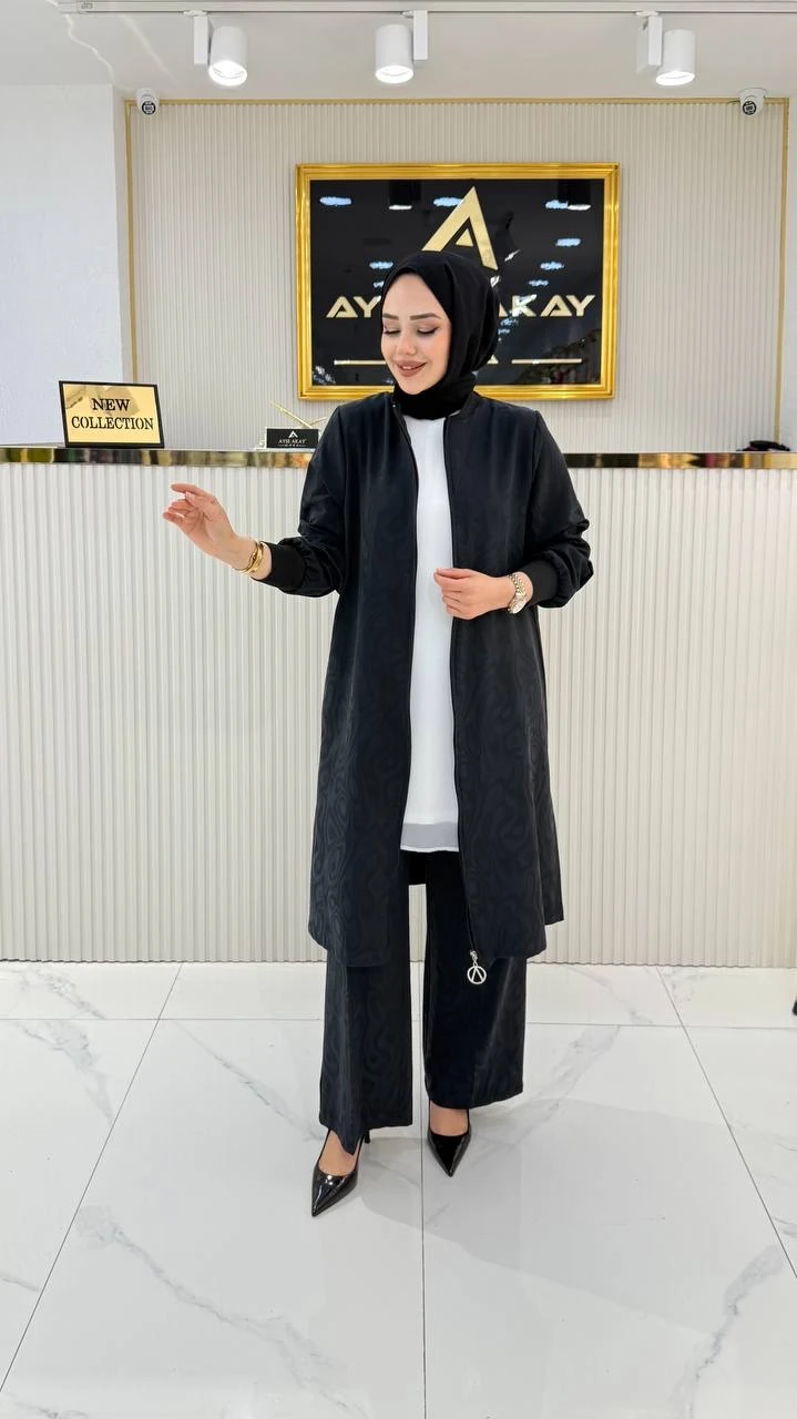 Ayşe Akay Jakar İkili Takım