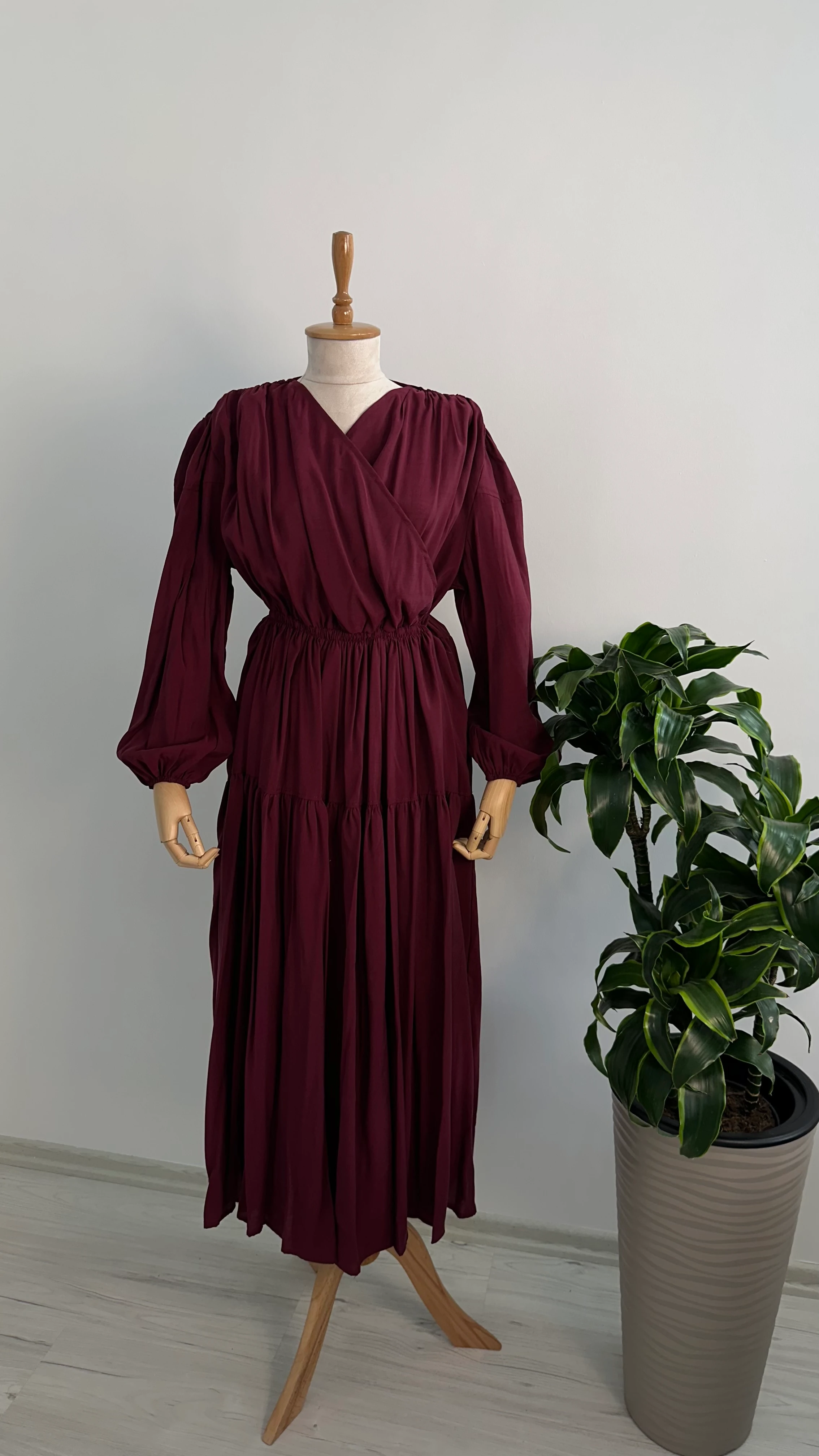 Ng bordo elbise standart beden 38/48 uyumlu 