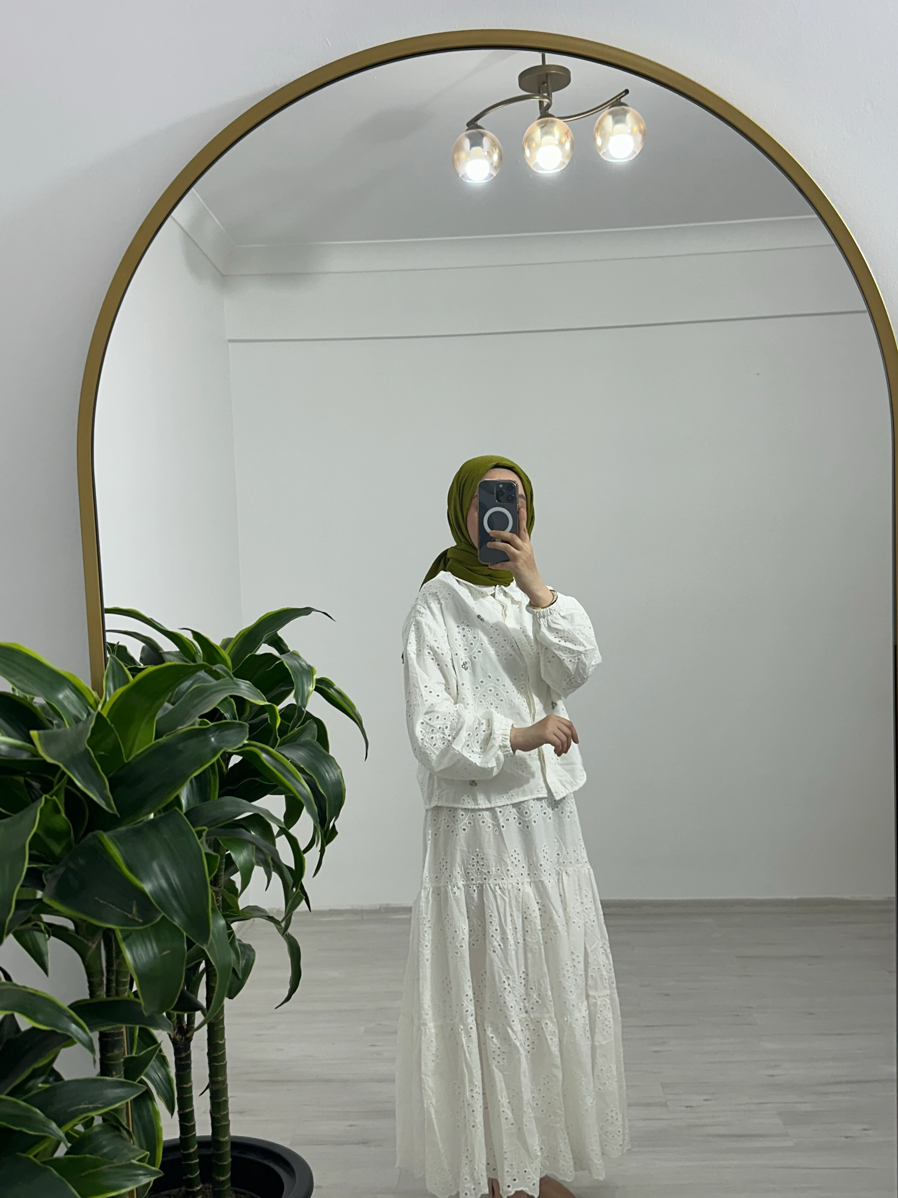 Afra ikili etekli takım beyaz