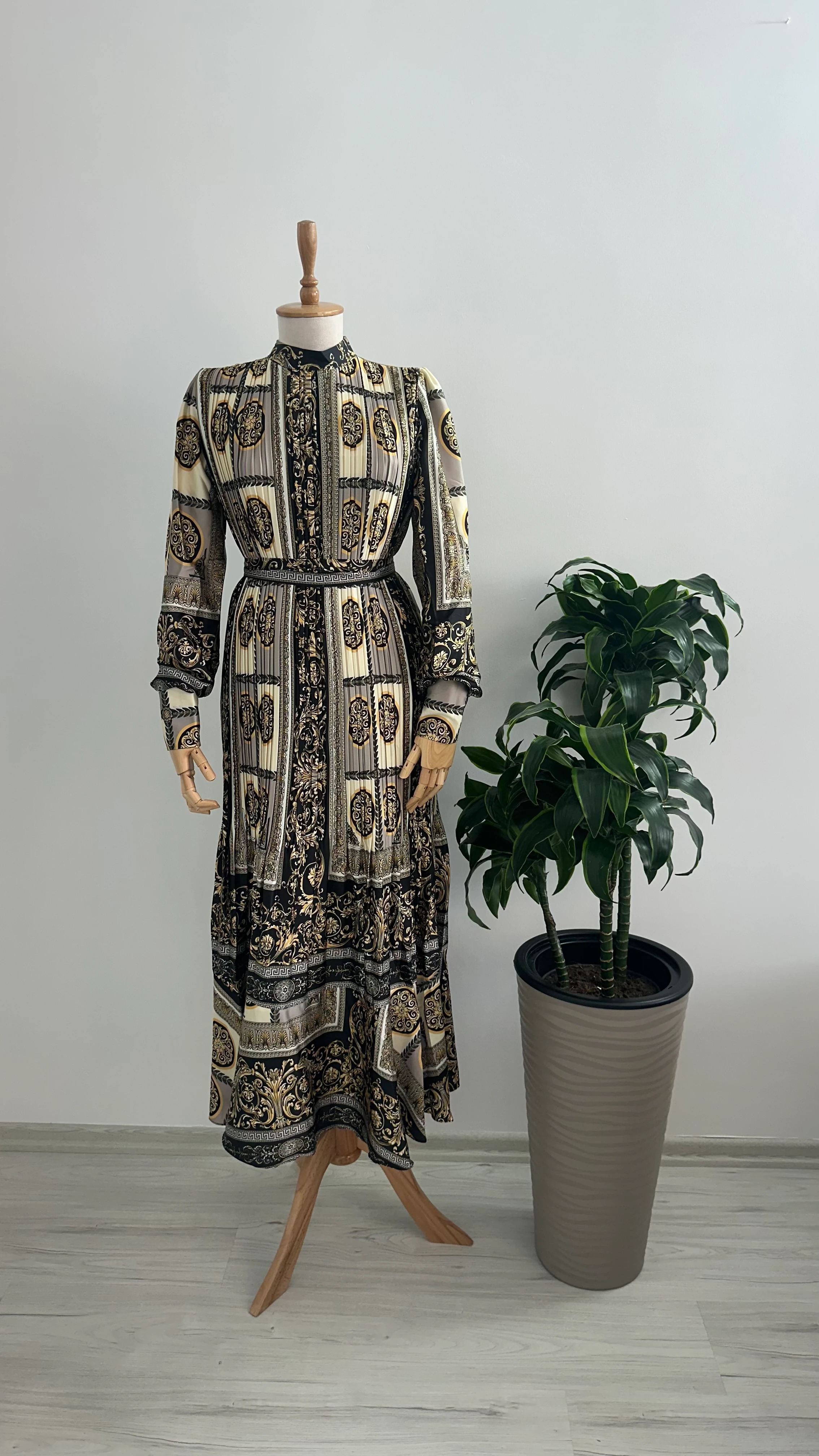 Nk elbise versace model