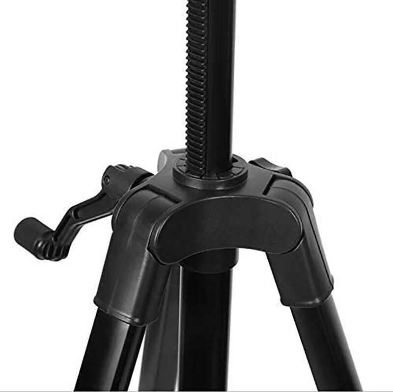 Candc DC-26 Tripod With Light