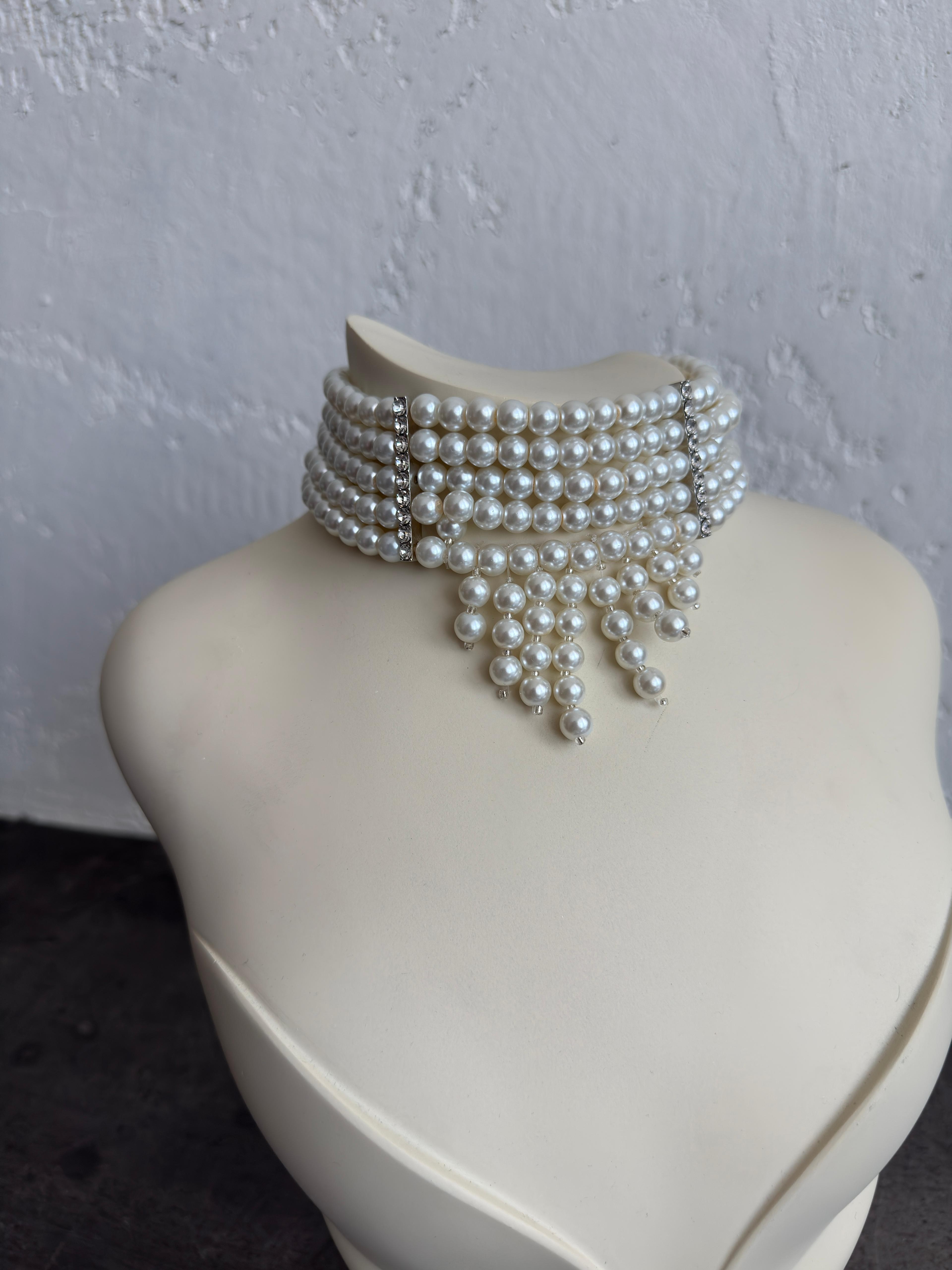 İNCİ DETAY CHOKER