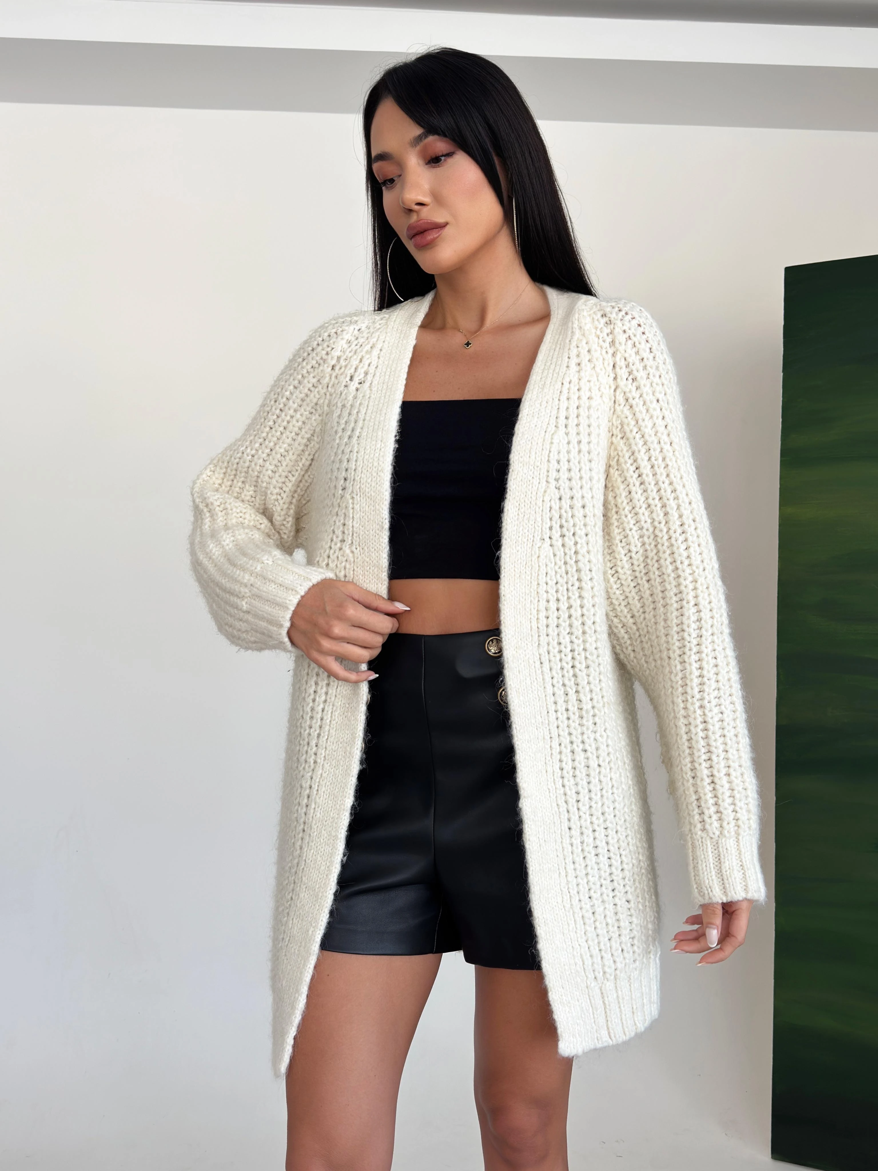 YÜNLÜ YUMOŞ HIRKA