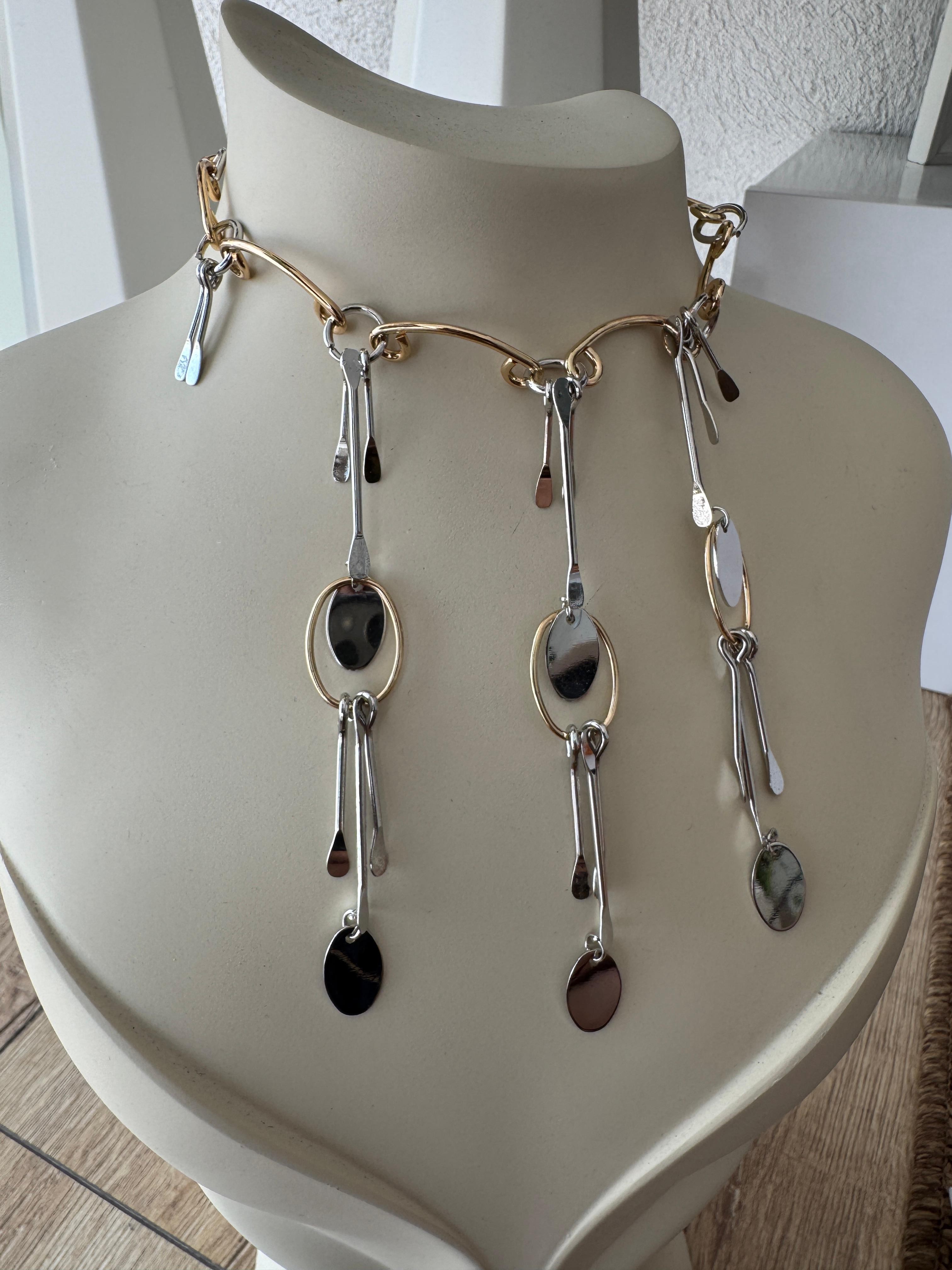 SALLANTILI DEKOLTE CHOKER