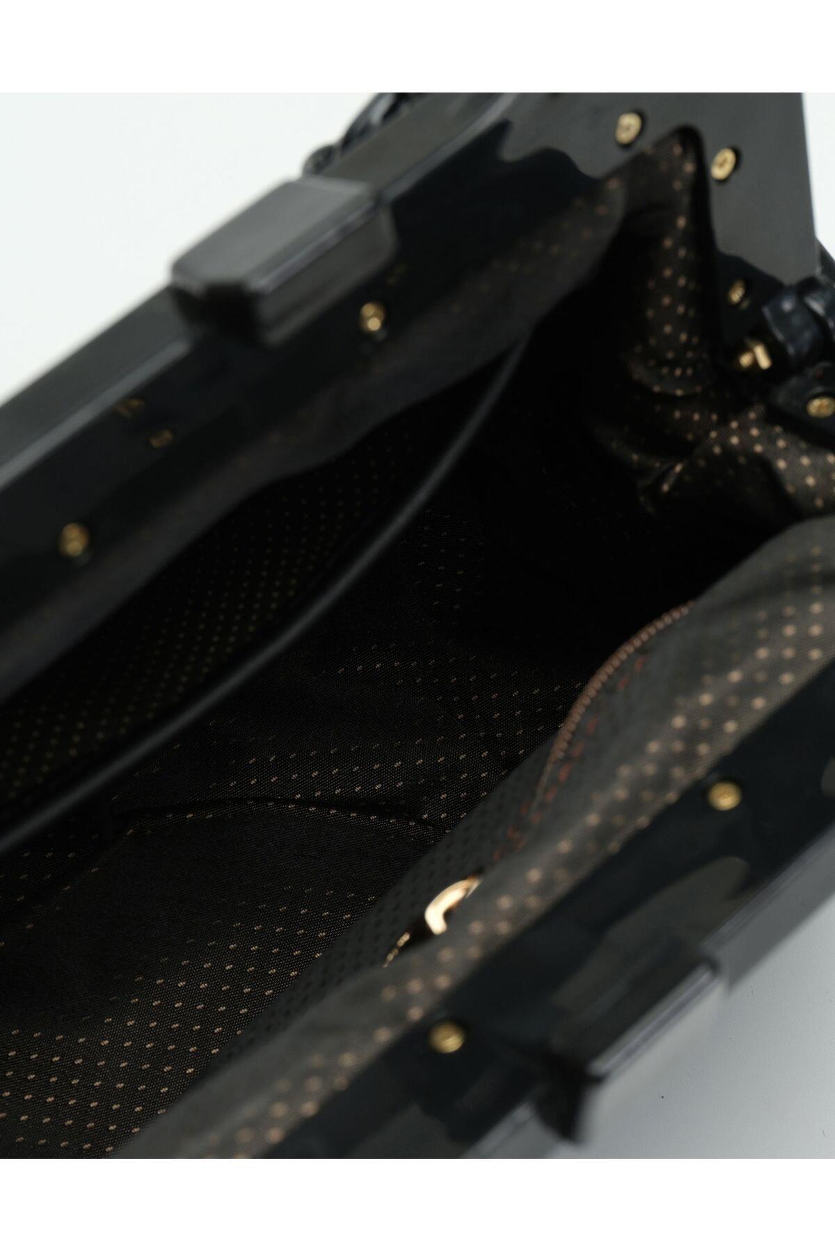 Juvis Bag Golden Chain Siyah Zincir Detaylı Suni Deri Kadın Kol ve Omuz Çantası