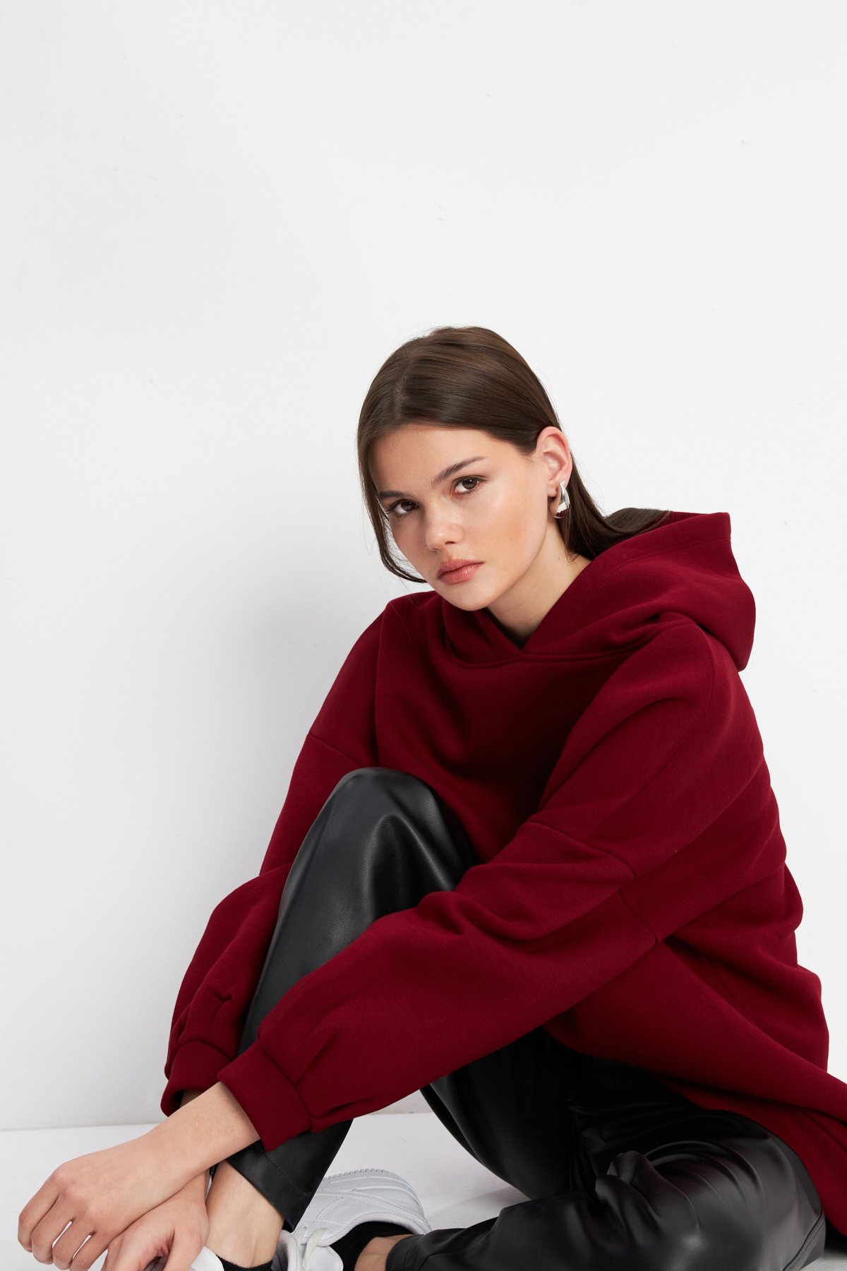 Kadın Bordo Yumuşak Dokulu Oversize Şardonlu Kapüşonlu Sweatshirt