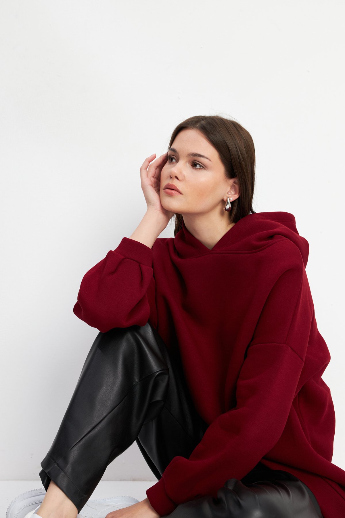 Kadın Bordo Yumuşak Dokulu Oversize Şardonlu Kapüşonlu Sweatshirt