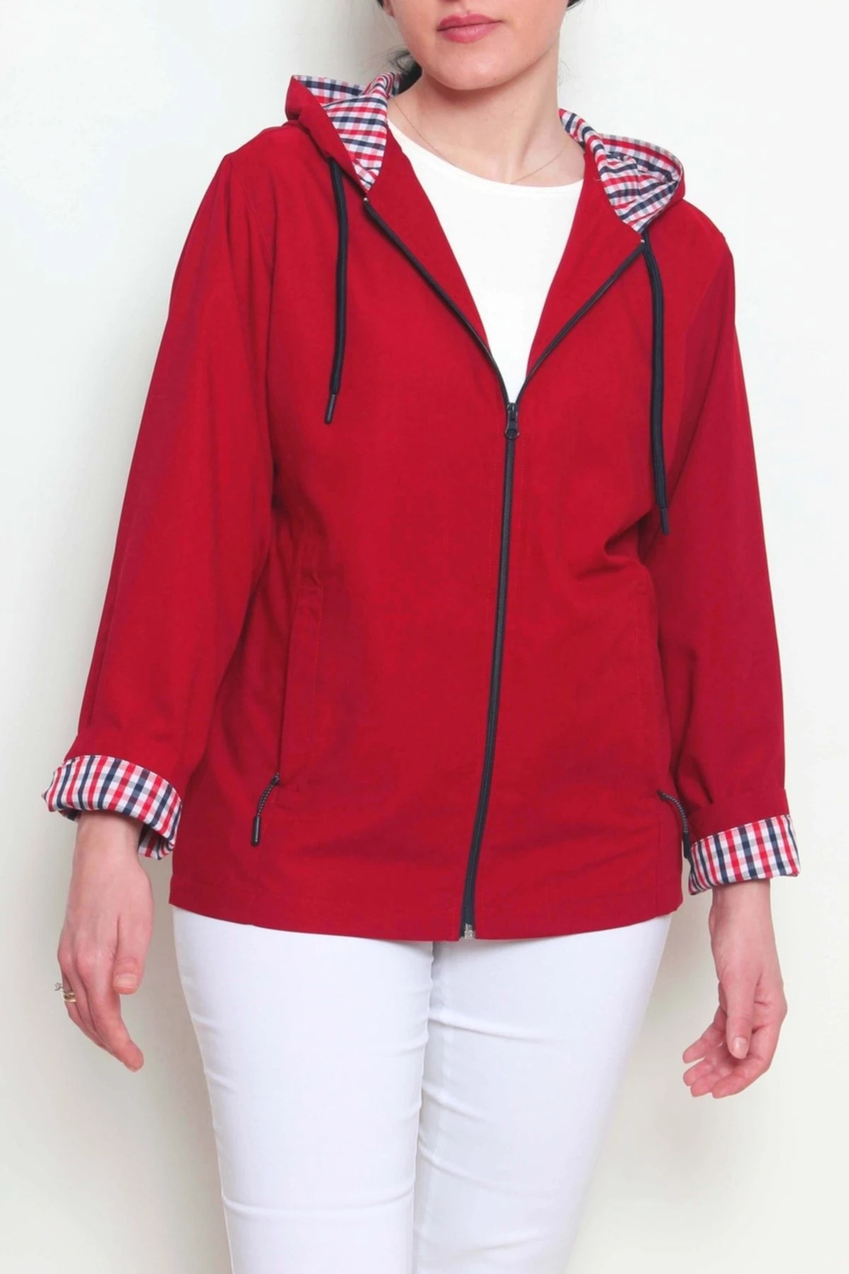 Kadın Ince Su Geçirmez Kapüşonlu Yağmurluk Rüzgarlık