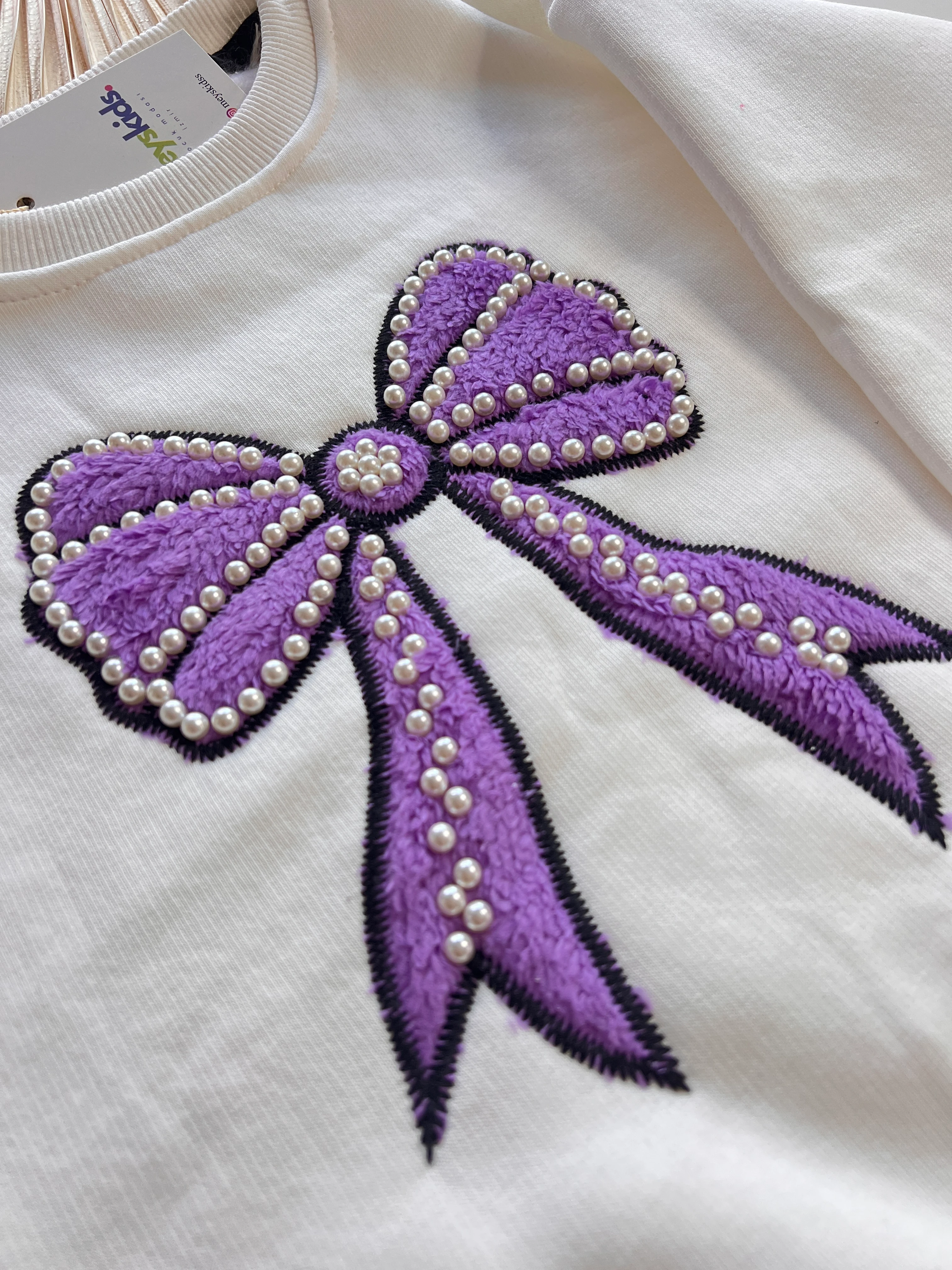 İncili Fiyonk Şardonlu Kız Çocuk Takım 