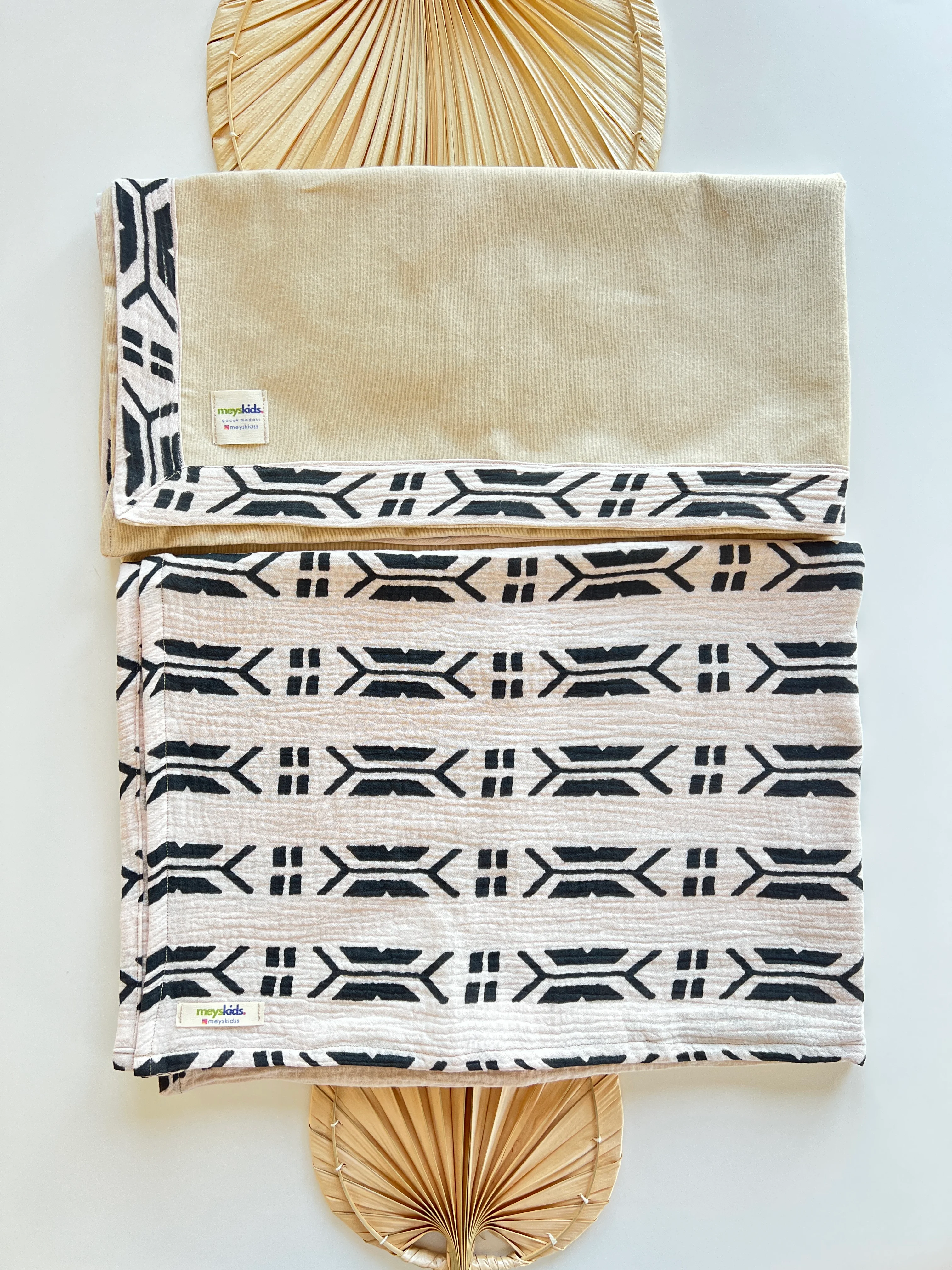 Etnik Minimal 3'lü Battaniye Seti