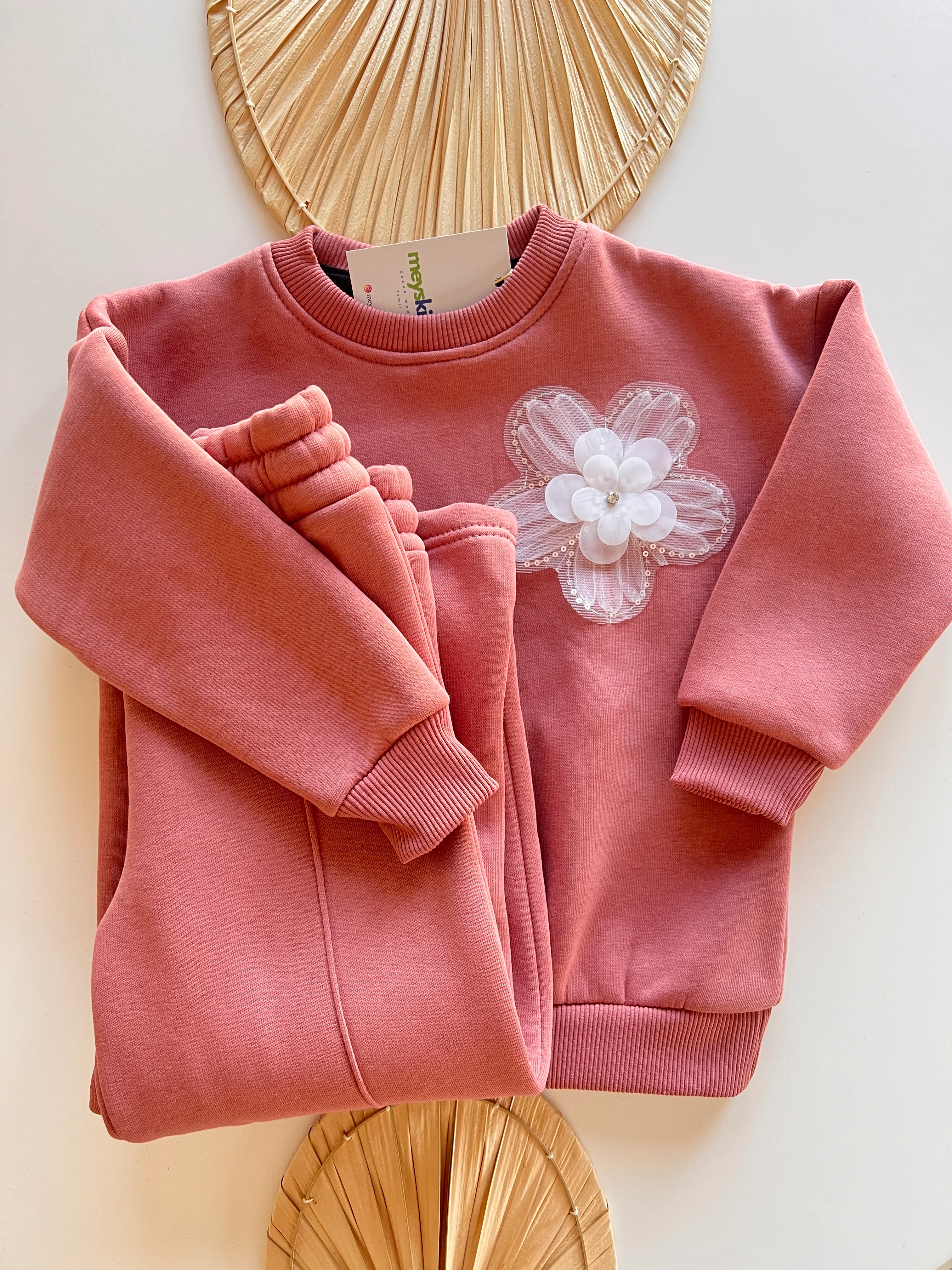 Beyaz Çiçekli Şardonlu  Kız Çocuk Takım