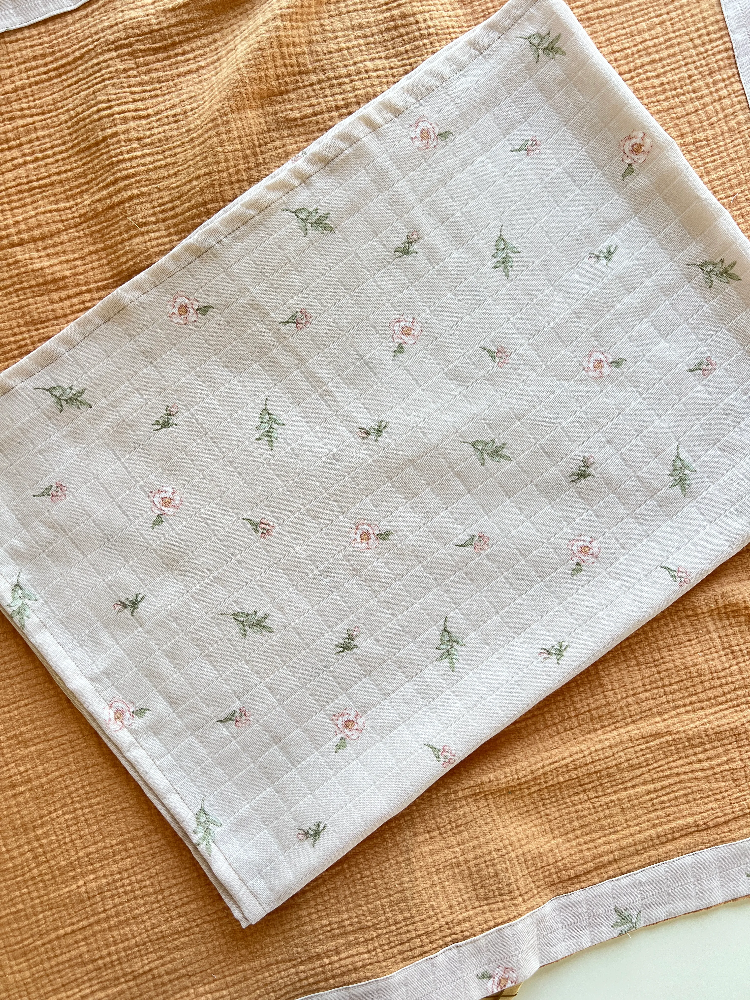 Bal & Çiçek 3'lü Battaniye Seti